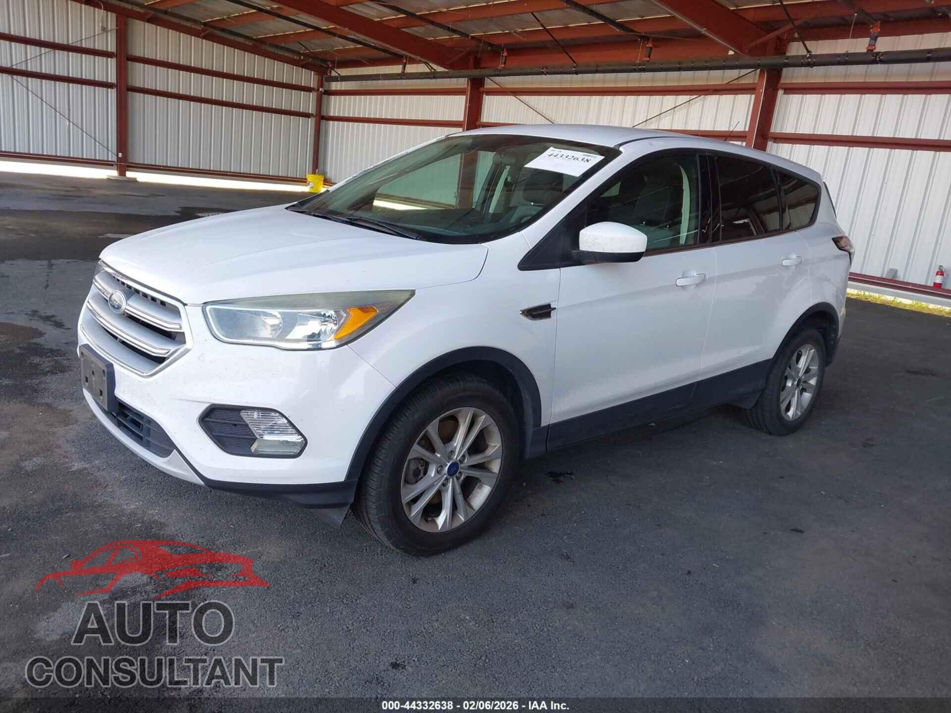 FORD ESCAPE 2017 - 1FMCU9GDXHUD29609
