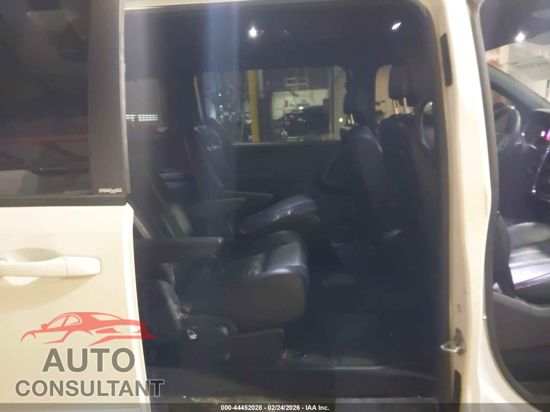 DODGE GRAND CARAVAN 2014 - 2C4RDGEG1ER203096
