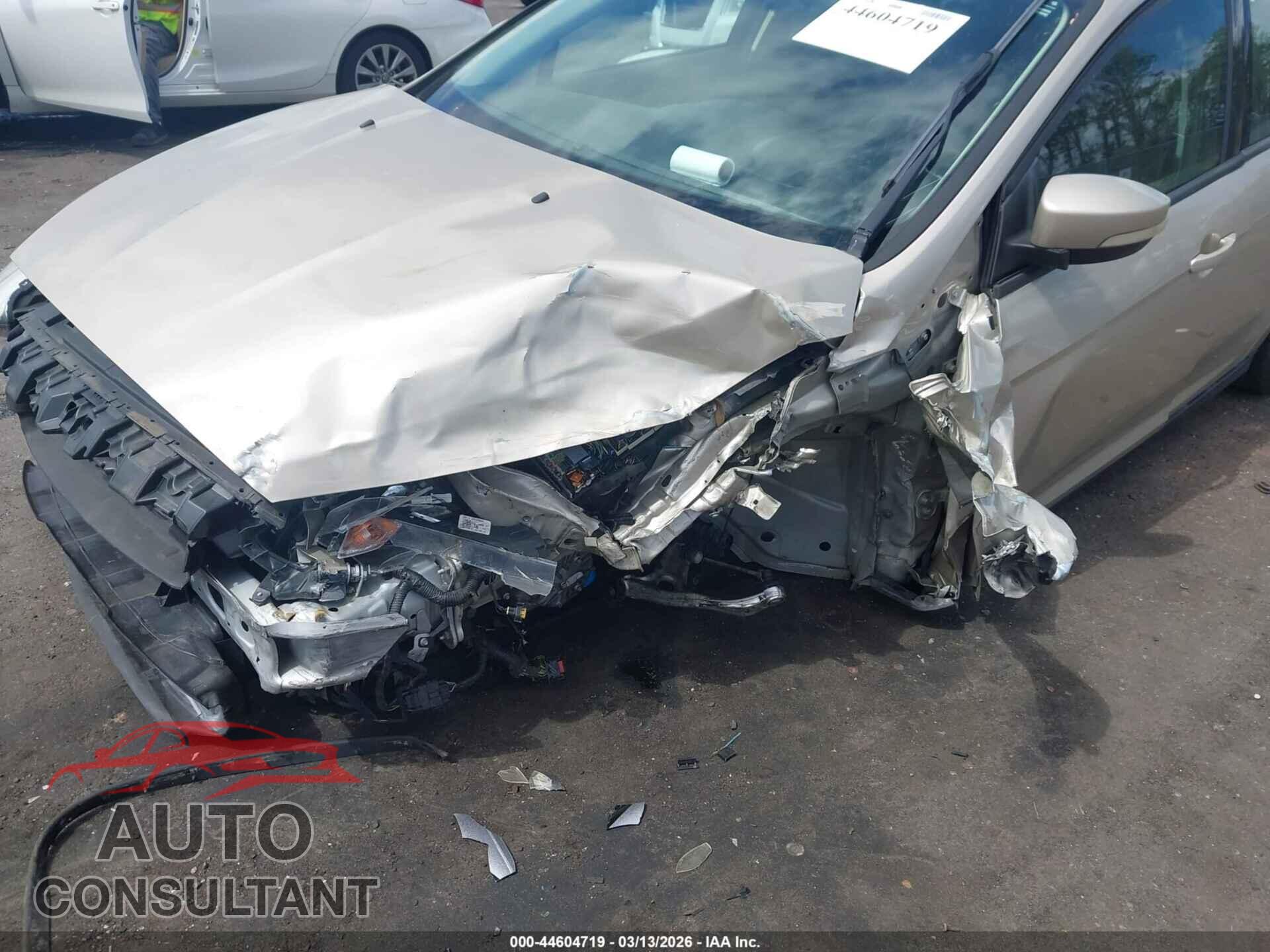 FORD FOCUS 2018 - 1FADP3F28JL236103