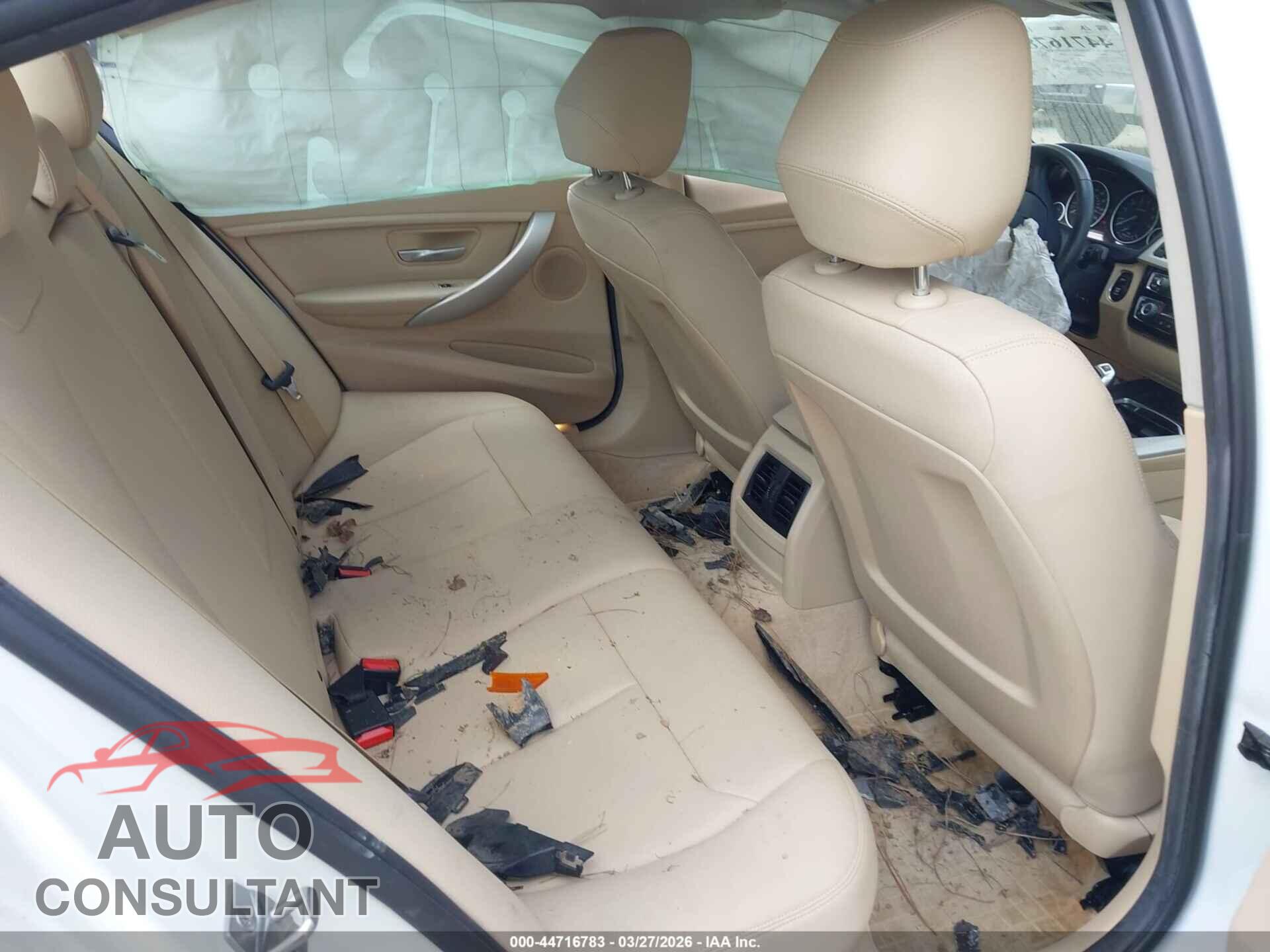 BMW 320I 2016 - WBA8E1G53GNT35677