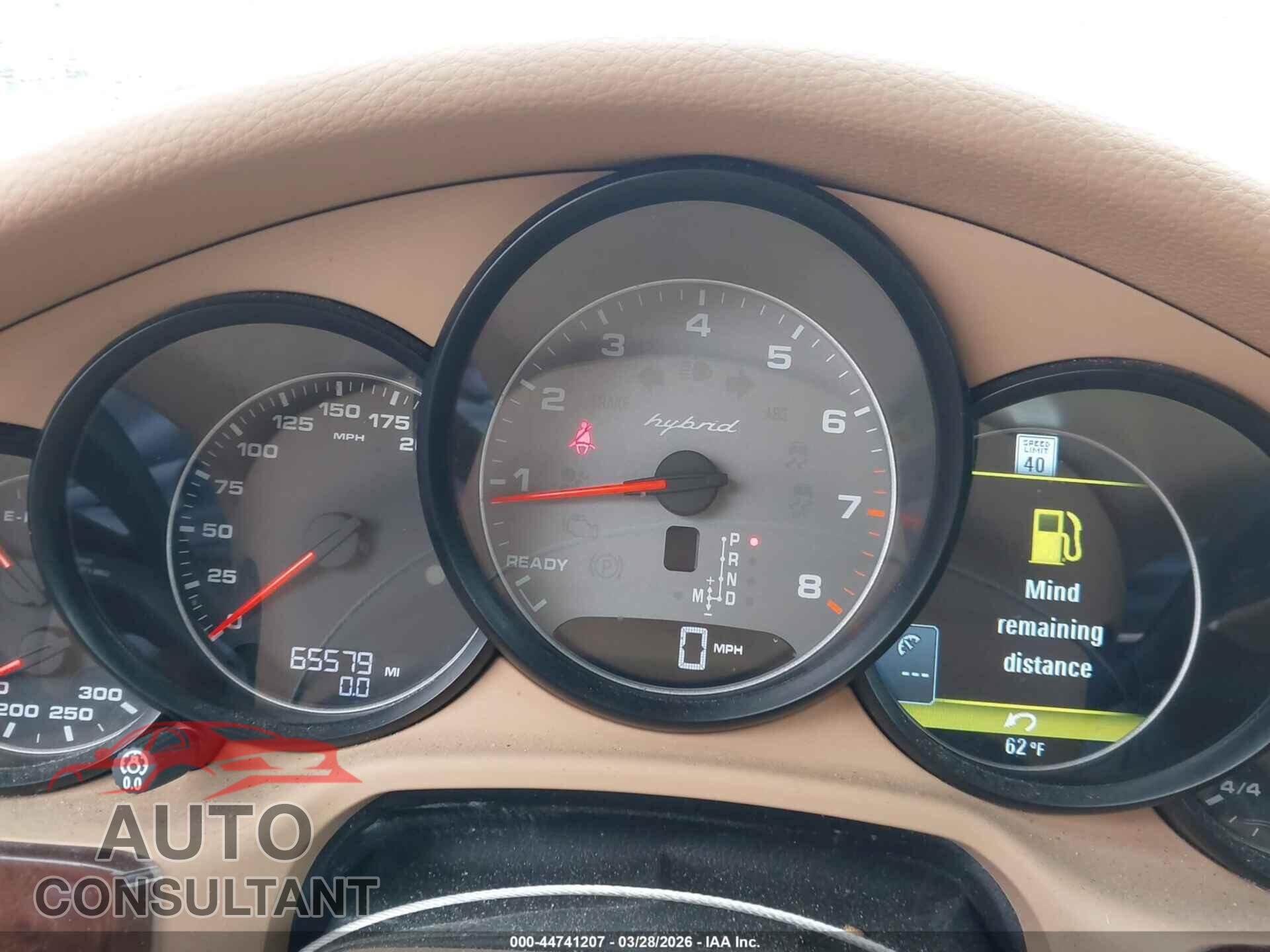 PORSCHE PANAMERA HYBRID 2013 - WP0AD2A75DL045262