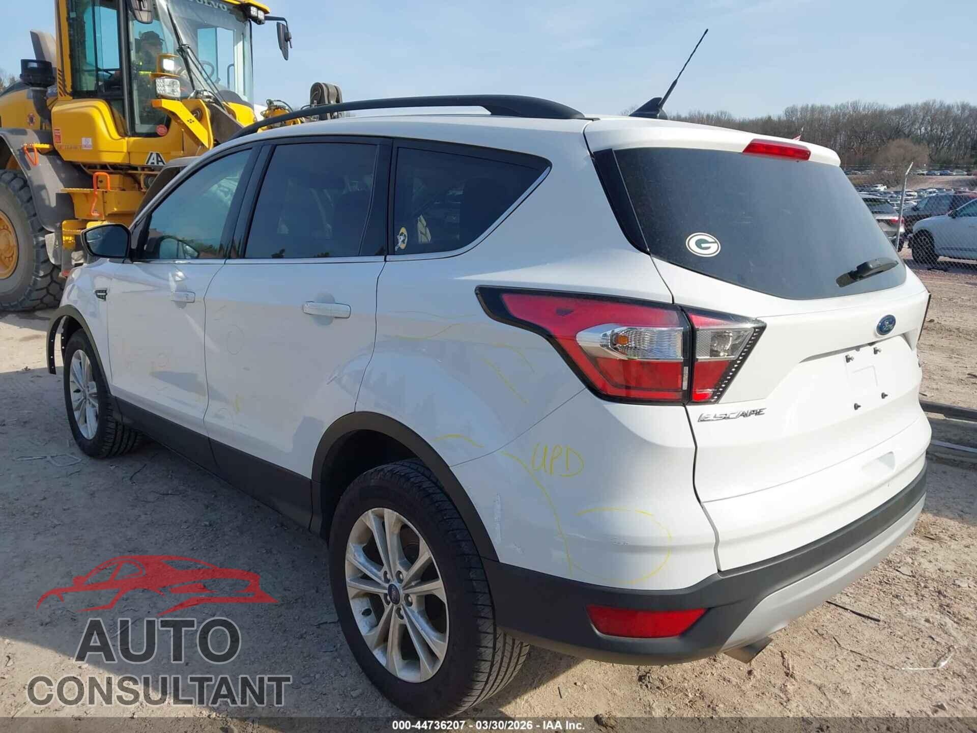 FORD ESCAPE 2018 - 1FMCU0GD9JUC98130