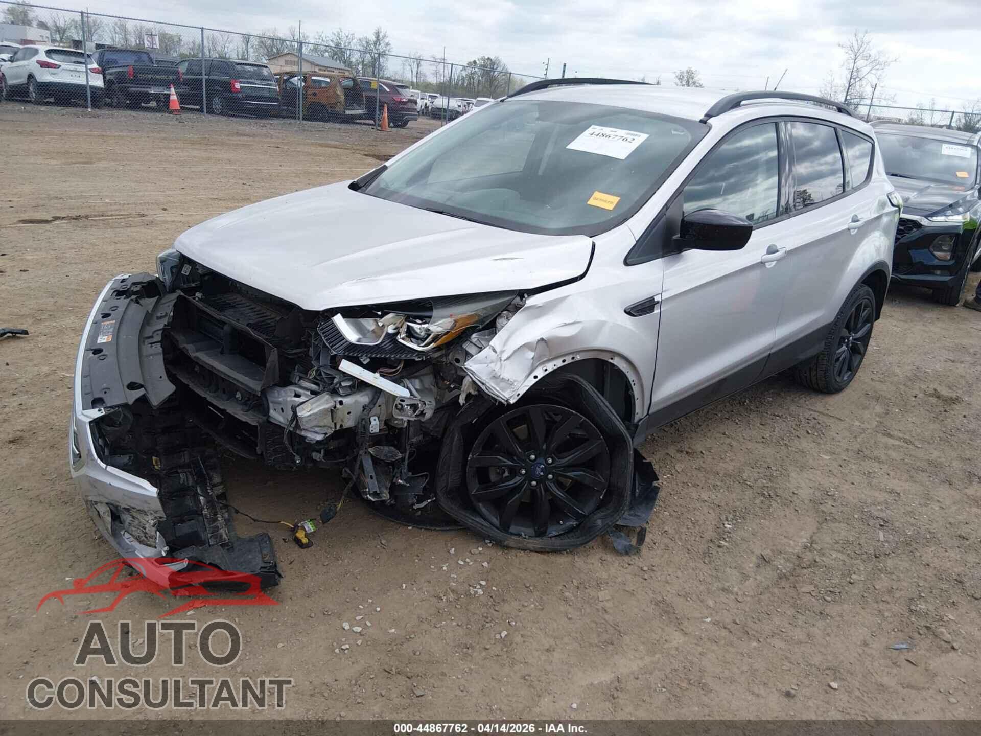 FORD ESCAPE 2017 - 1FMCU9GD7HUD50059