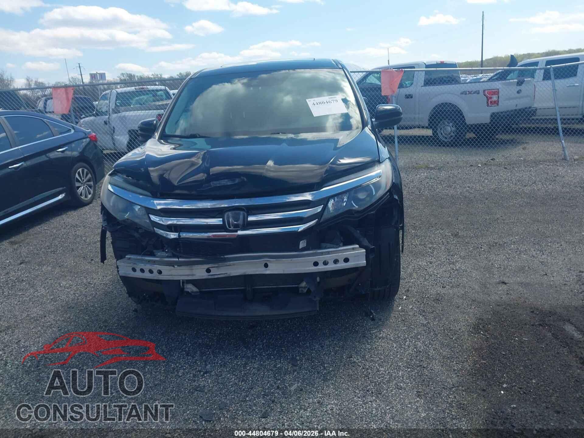 HONDA PILOT 2018 - 5FNYF6H64JB062128