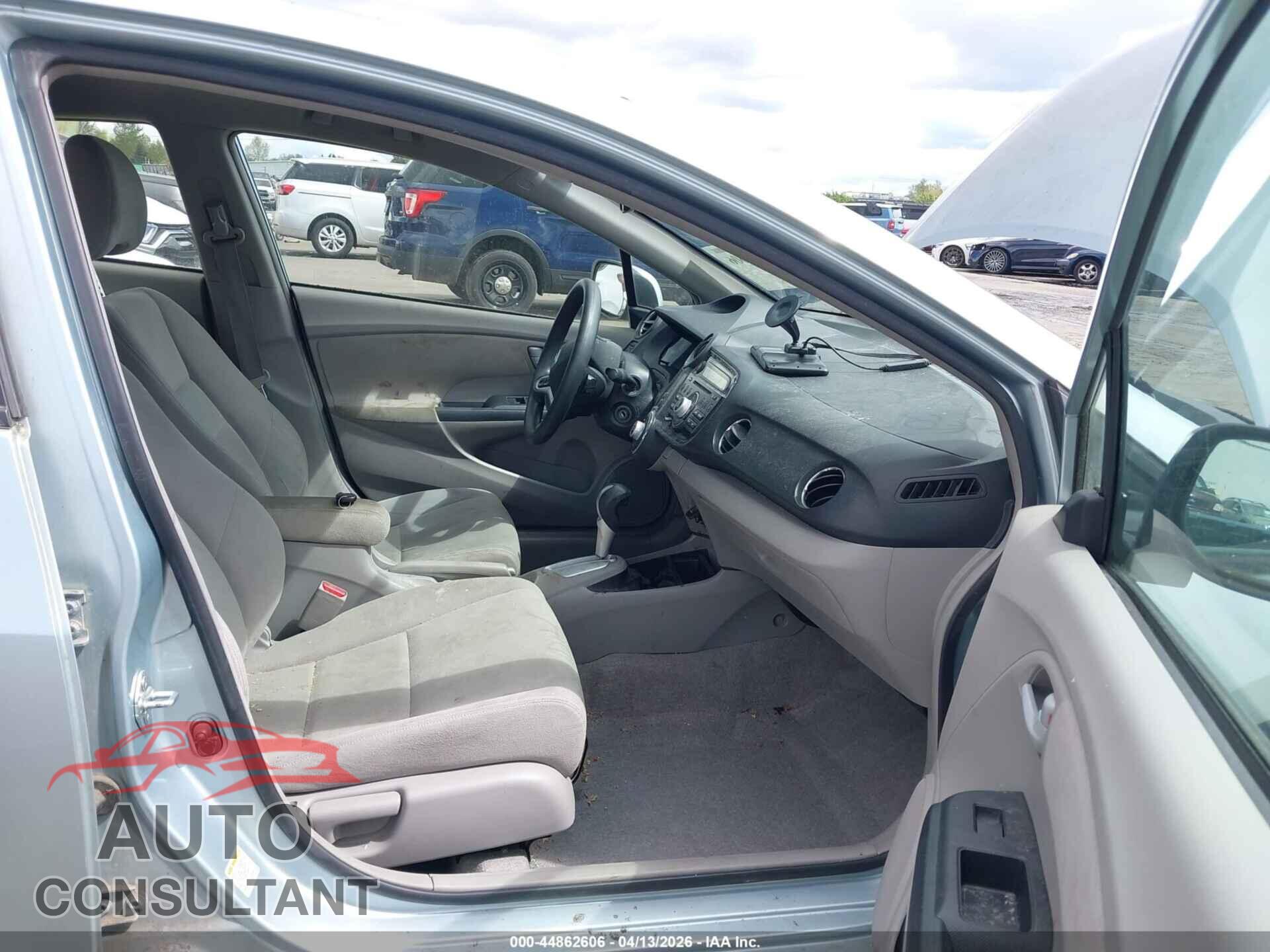 HONDA INSIGHT 2013 - JHMZE2H54DS003173
