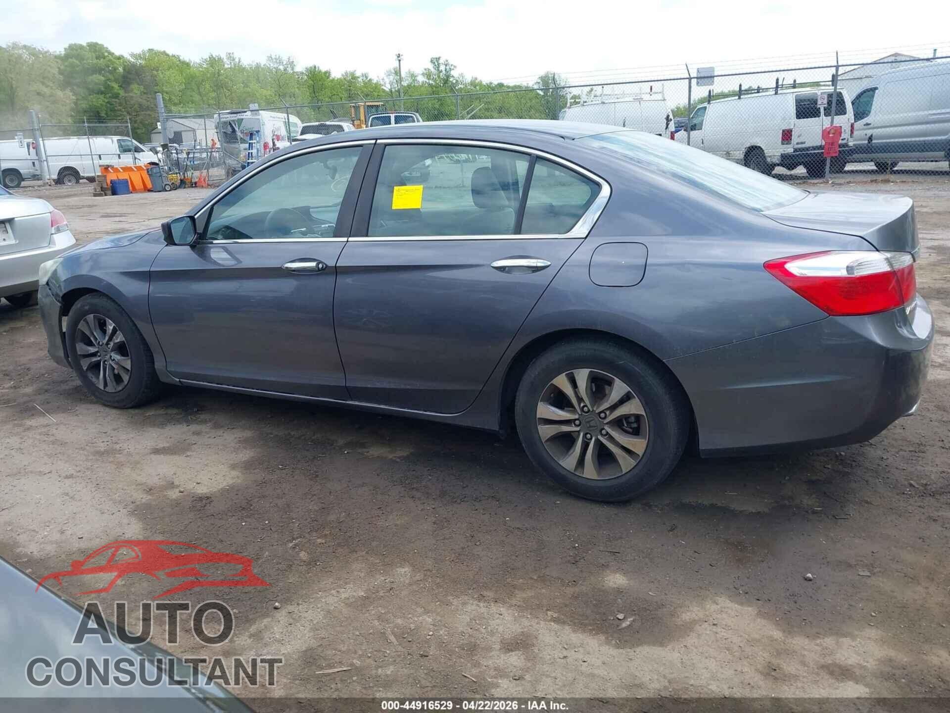 HONDA ACCORD 2015 - 1HGCR2F38FA230521