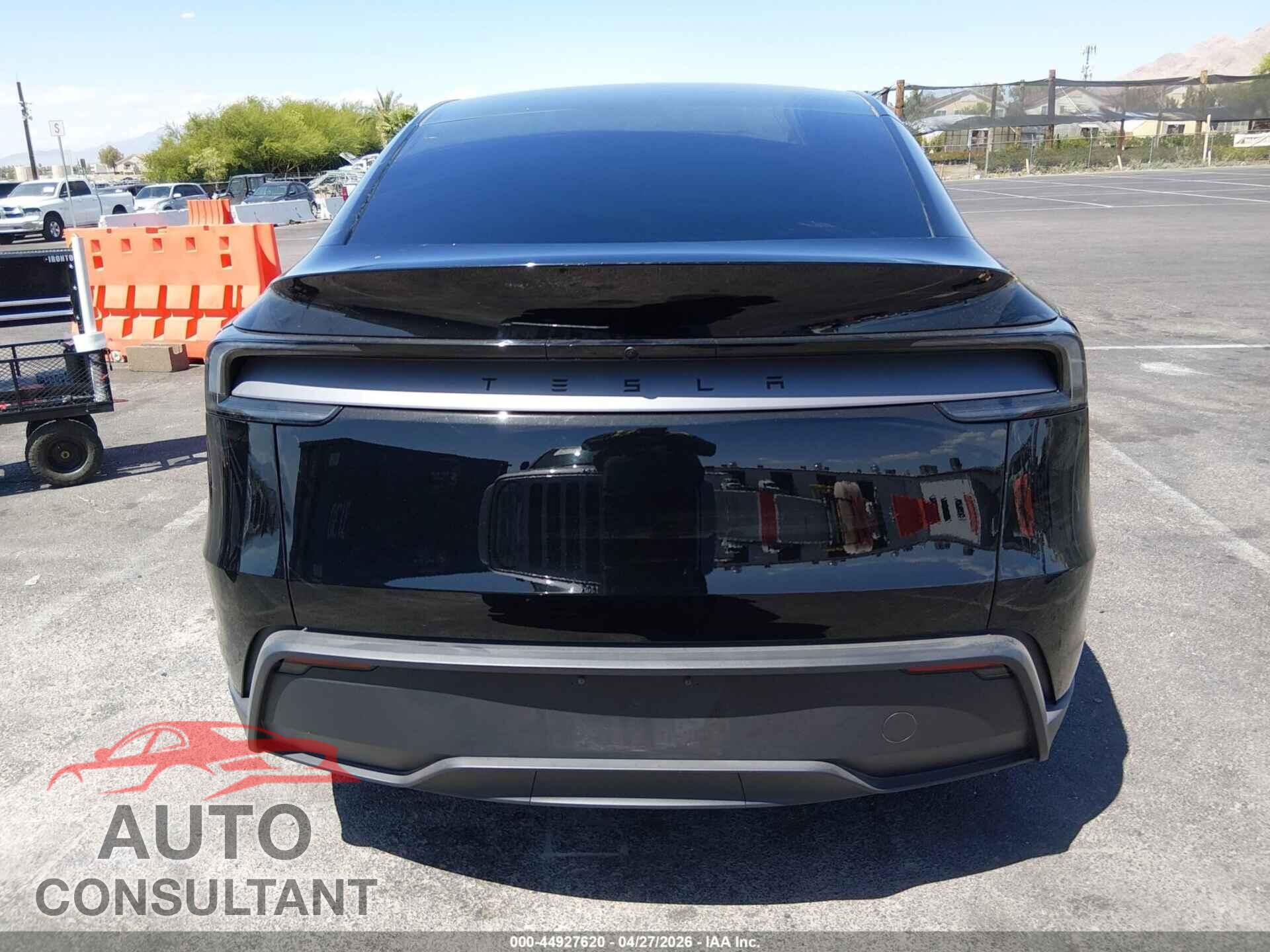 TESLA MODEL Y 2026 - 7SAYGDED0TA582060
