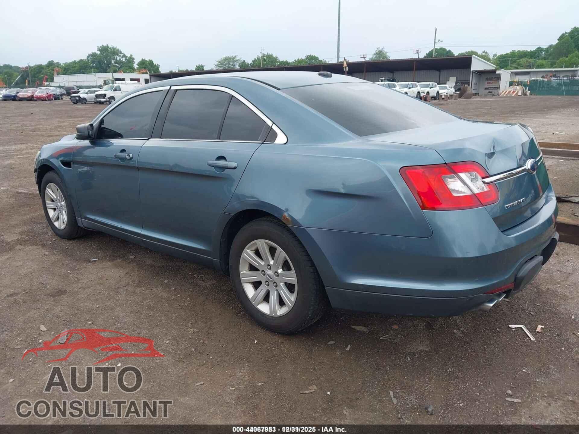 FORD TAURUS 2010 - 1FAHP2DWXAG120928