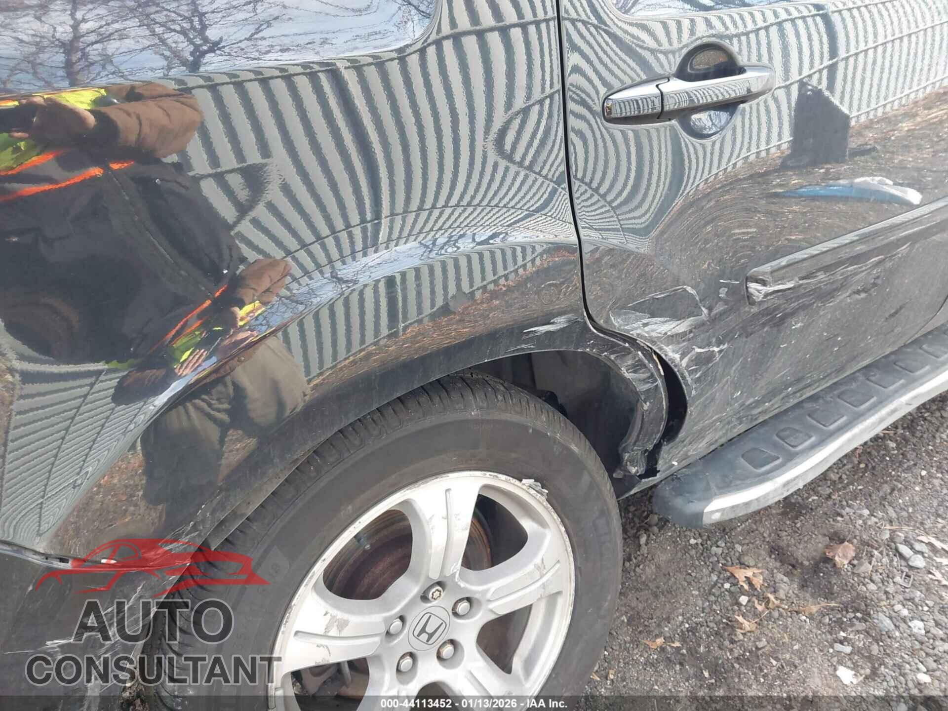 HONDA PILOT 2015 - 5FNYF4H48FB016537