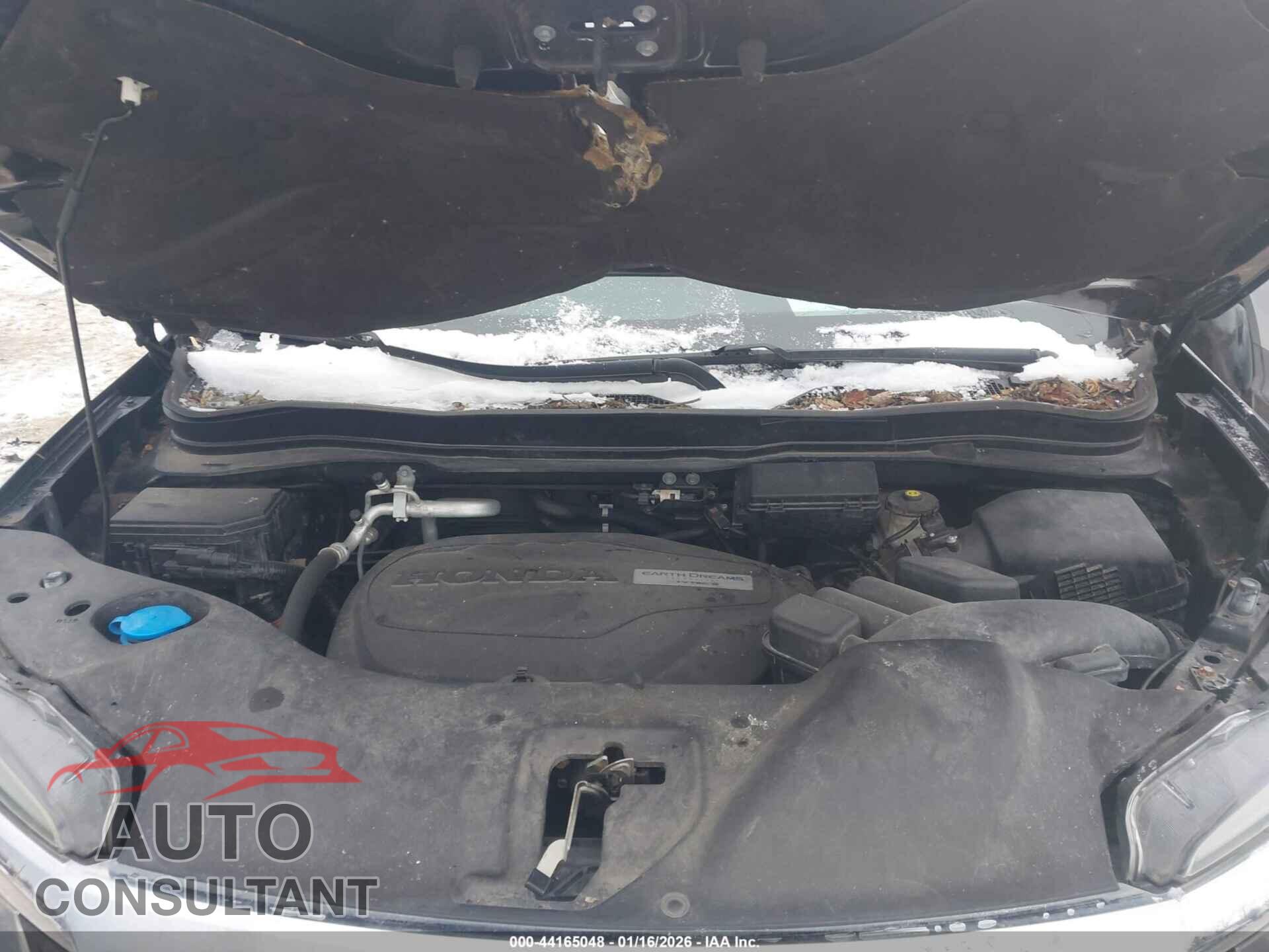HONDA PILOT 2017 - 5FNYF6H92HB033487