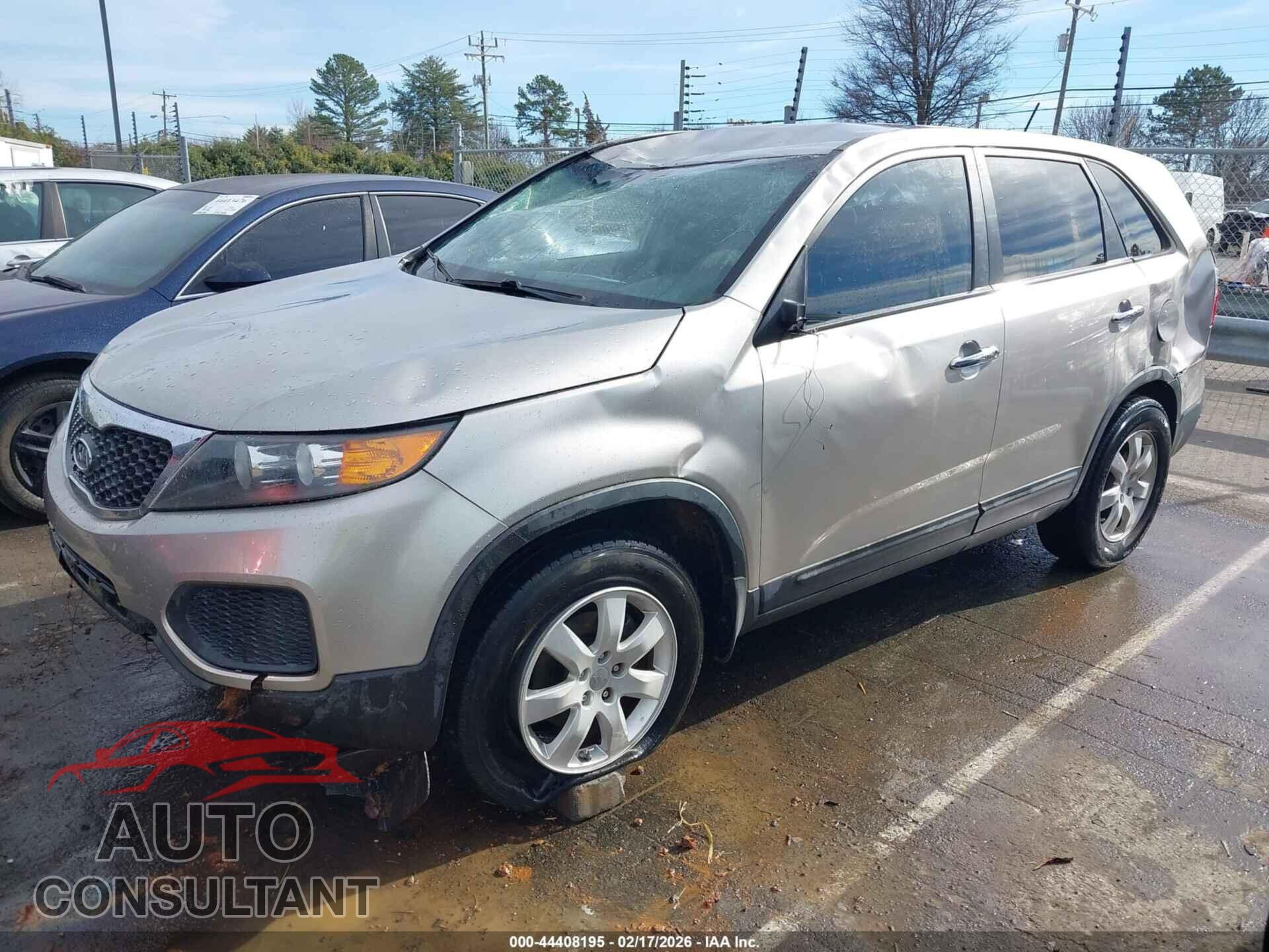 KIA SORENTO 2012 - 5XYKT3A15CG281820