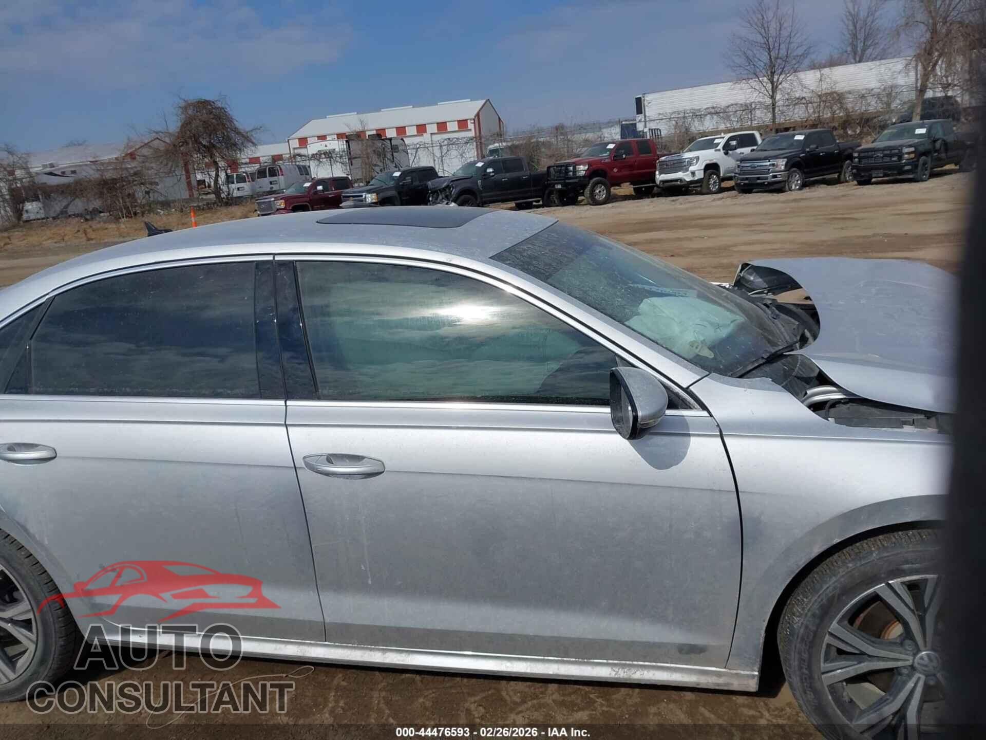 VOLKSWAGEN PASSAT 2021 - 1VWSA7A36MC002439
