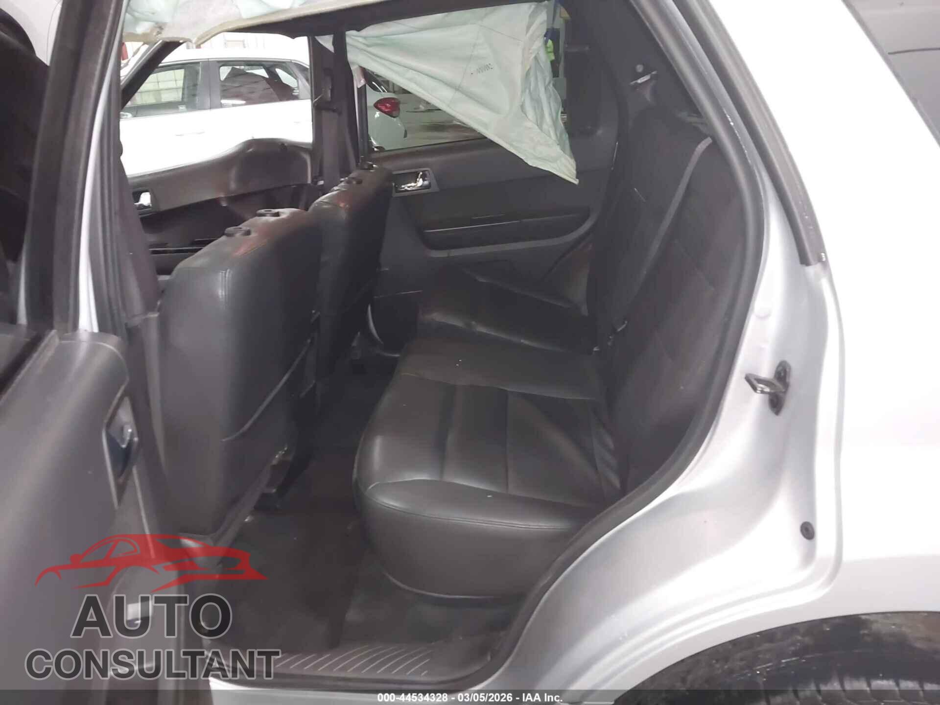 FORD ESCAPE 2011 - 1FMCU9EG4BKC17730
