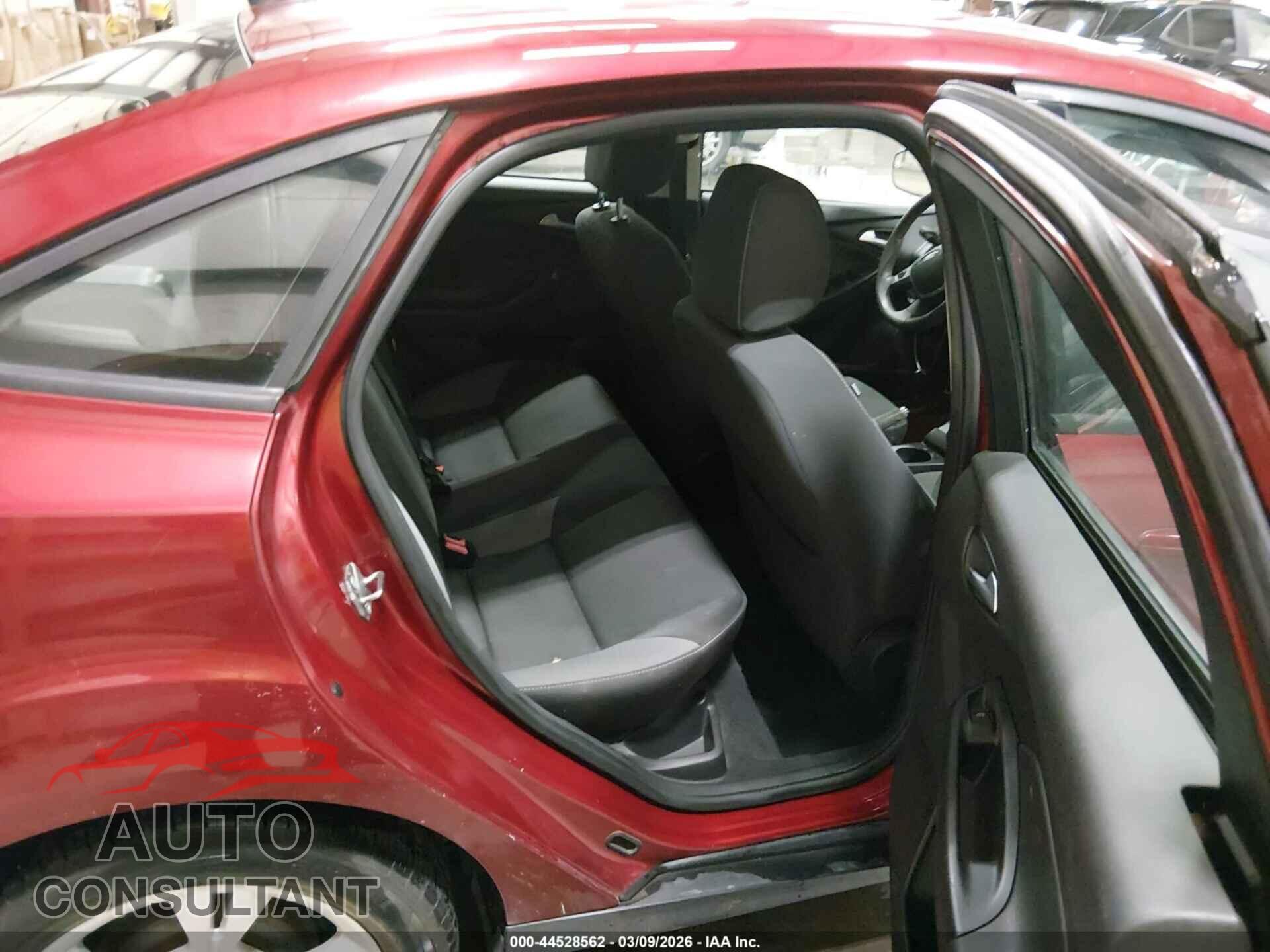 FORD FOCUS 2013 - 1FADP3F21DL318680