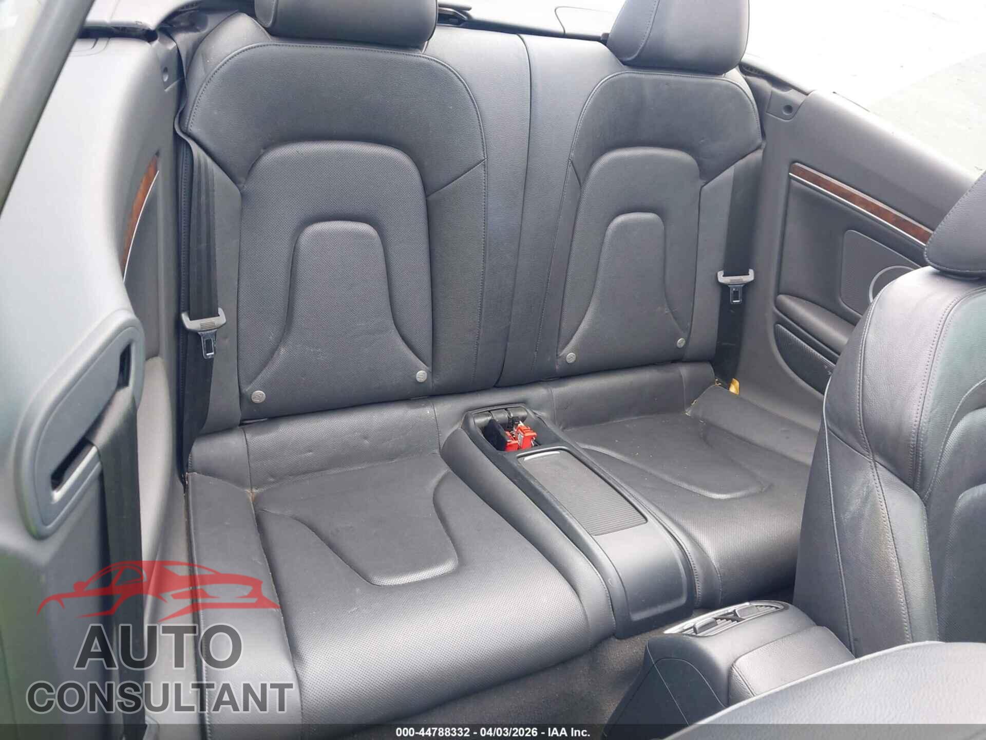 AUDI A5 2014 - WAULFAFH2EN002693