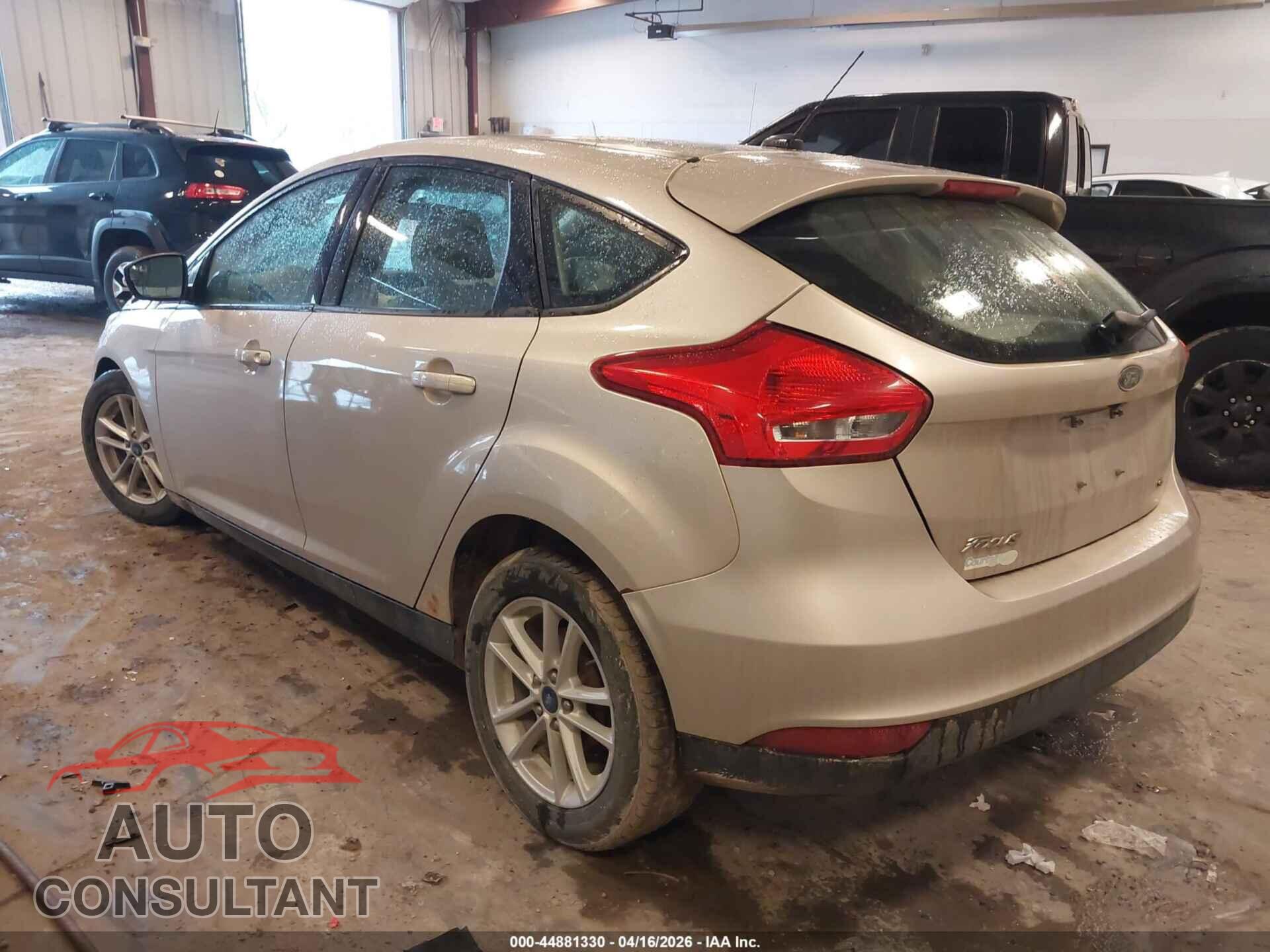 FORD FOCUS 2017 - 1FADP3K23HL217524