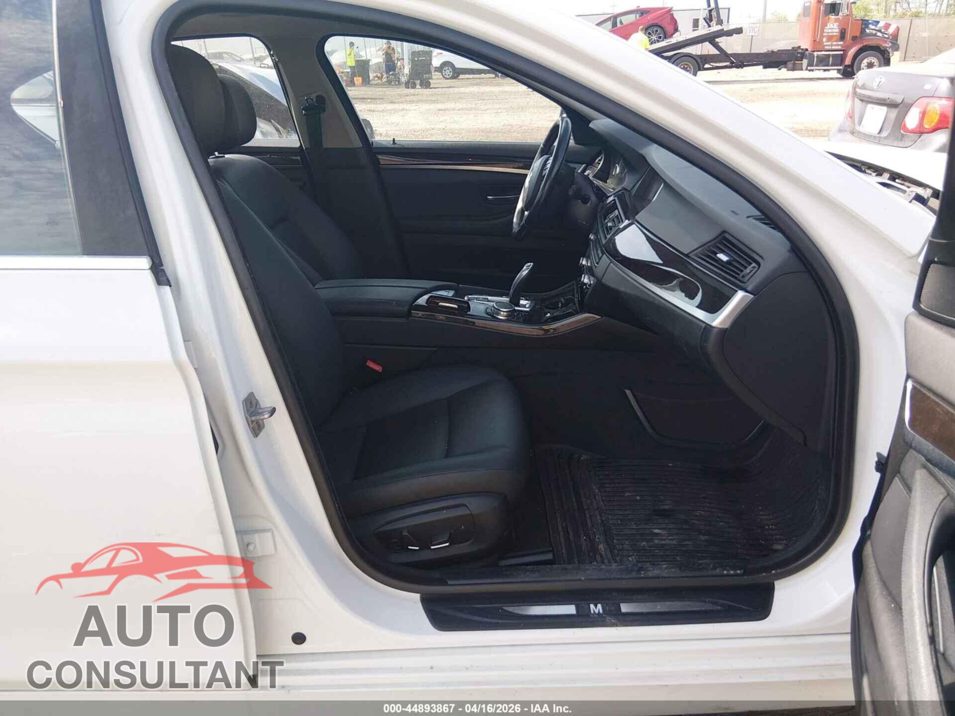 BMW 528I 2015 - WBA5A7C56FG143695