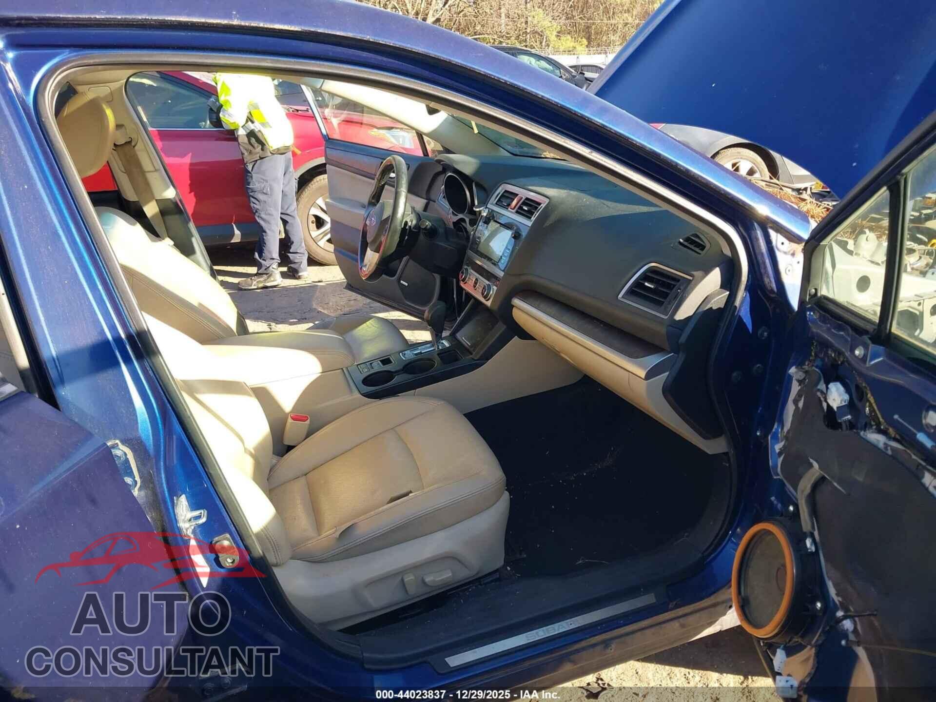SUBARU OUTBACK 2015 - 4S4BSANC0F3280551