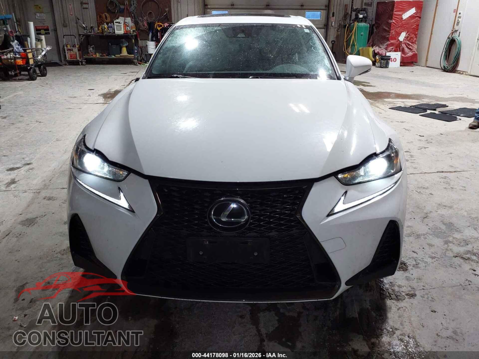 LEXUS IS 350 2017 - JTHCE1D27H5013762