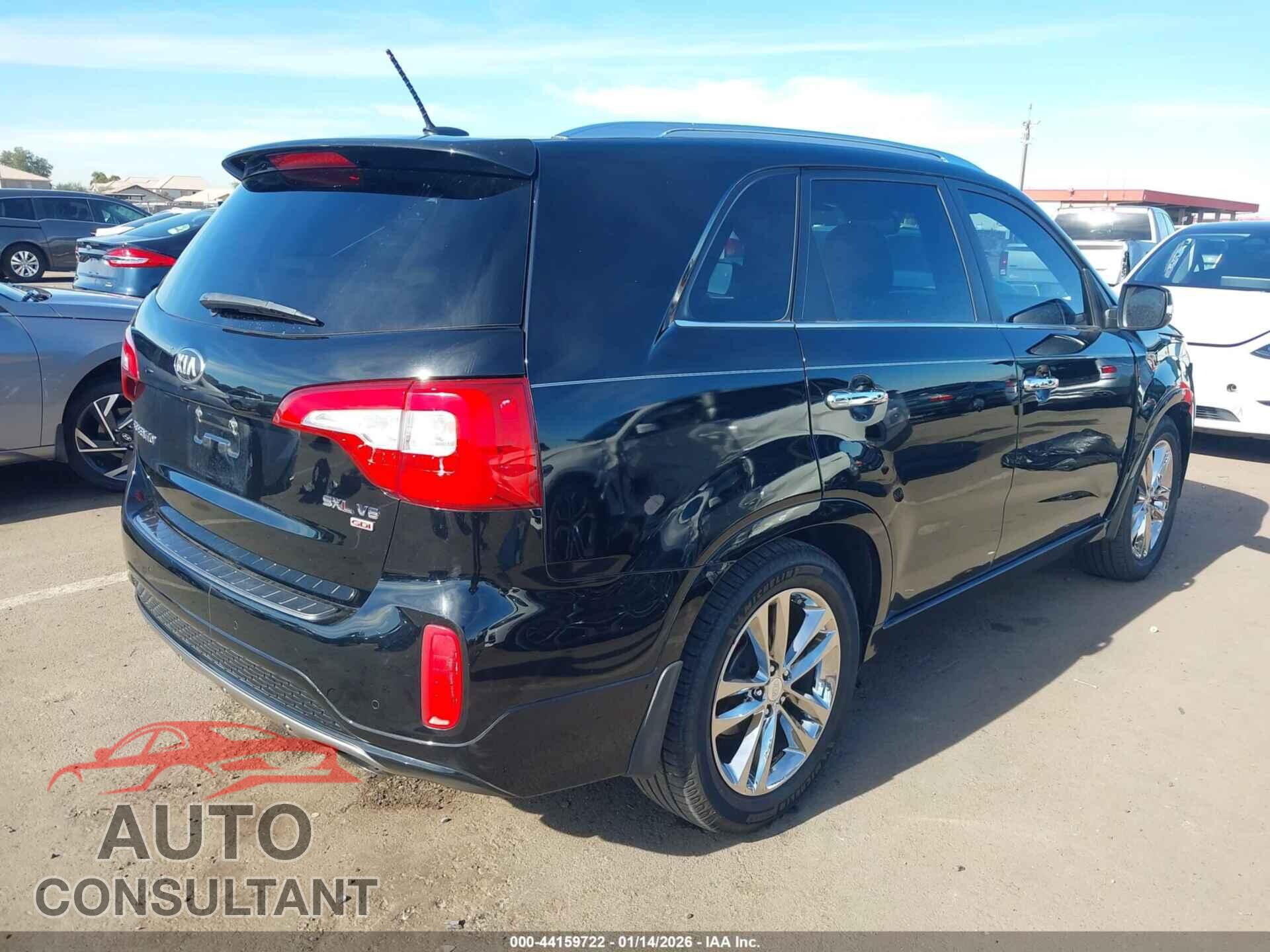 KIA SORENTO 2014 - 5XYKW4A76EG468276