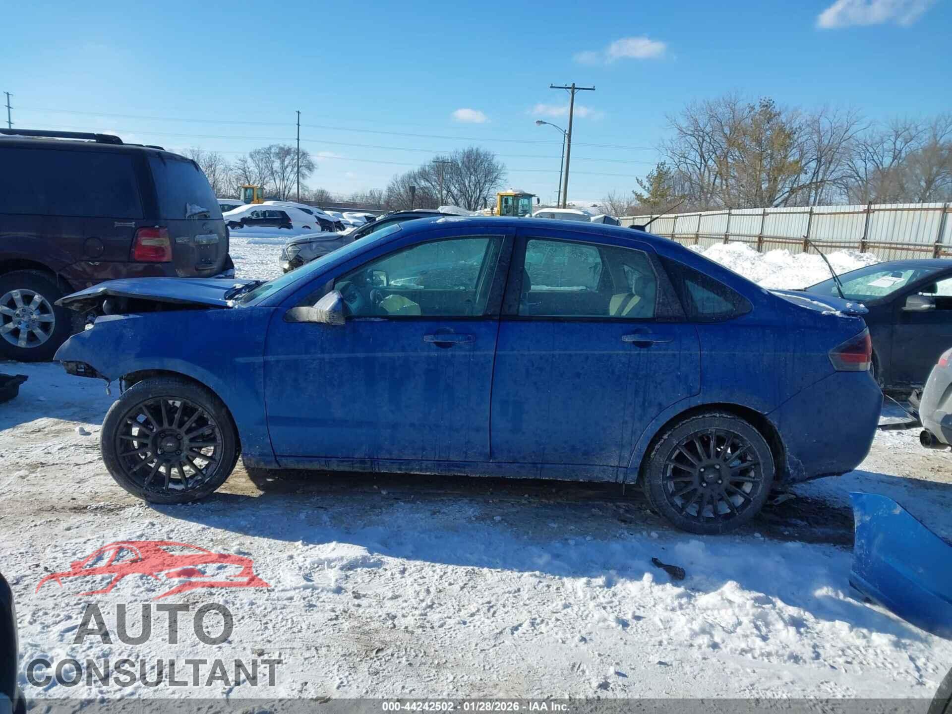 FORD FOCUS 2011 - 1FAHP3GN0BW180801