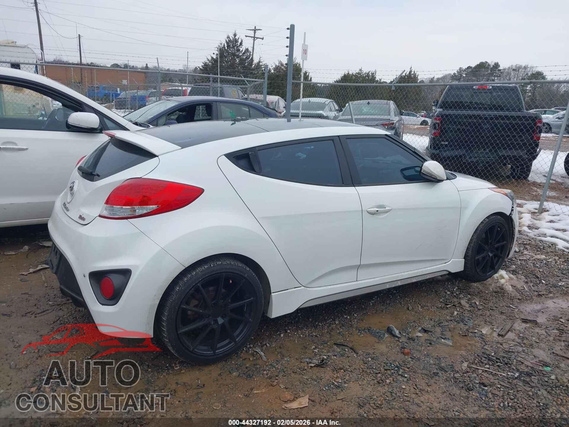 HYUNDAI VELOSTER 2013 - KMHTC6AE3DU116059