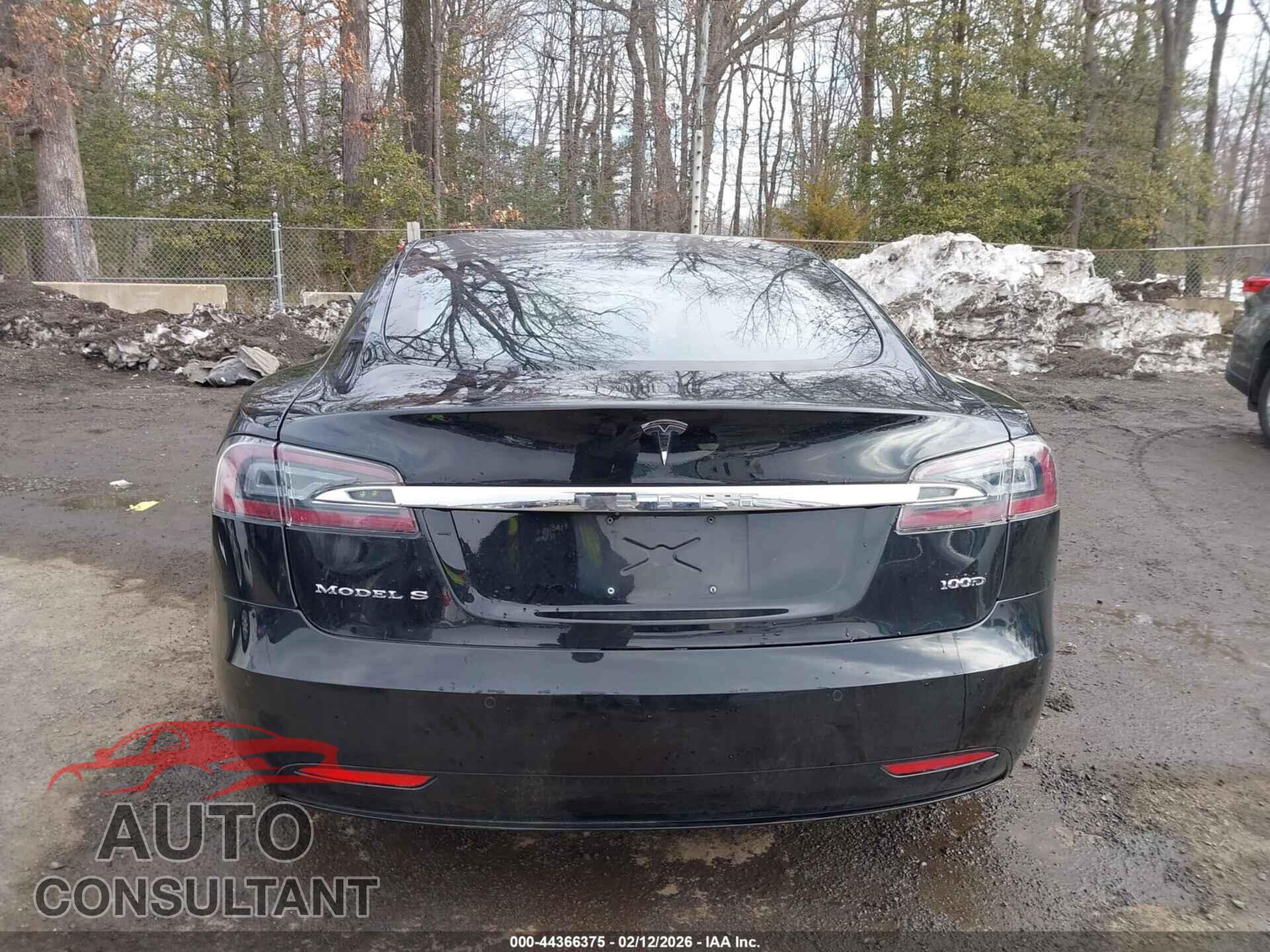 TESLA MODEL S 2018 - 5YJSA1E2XJF295102