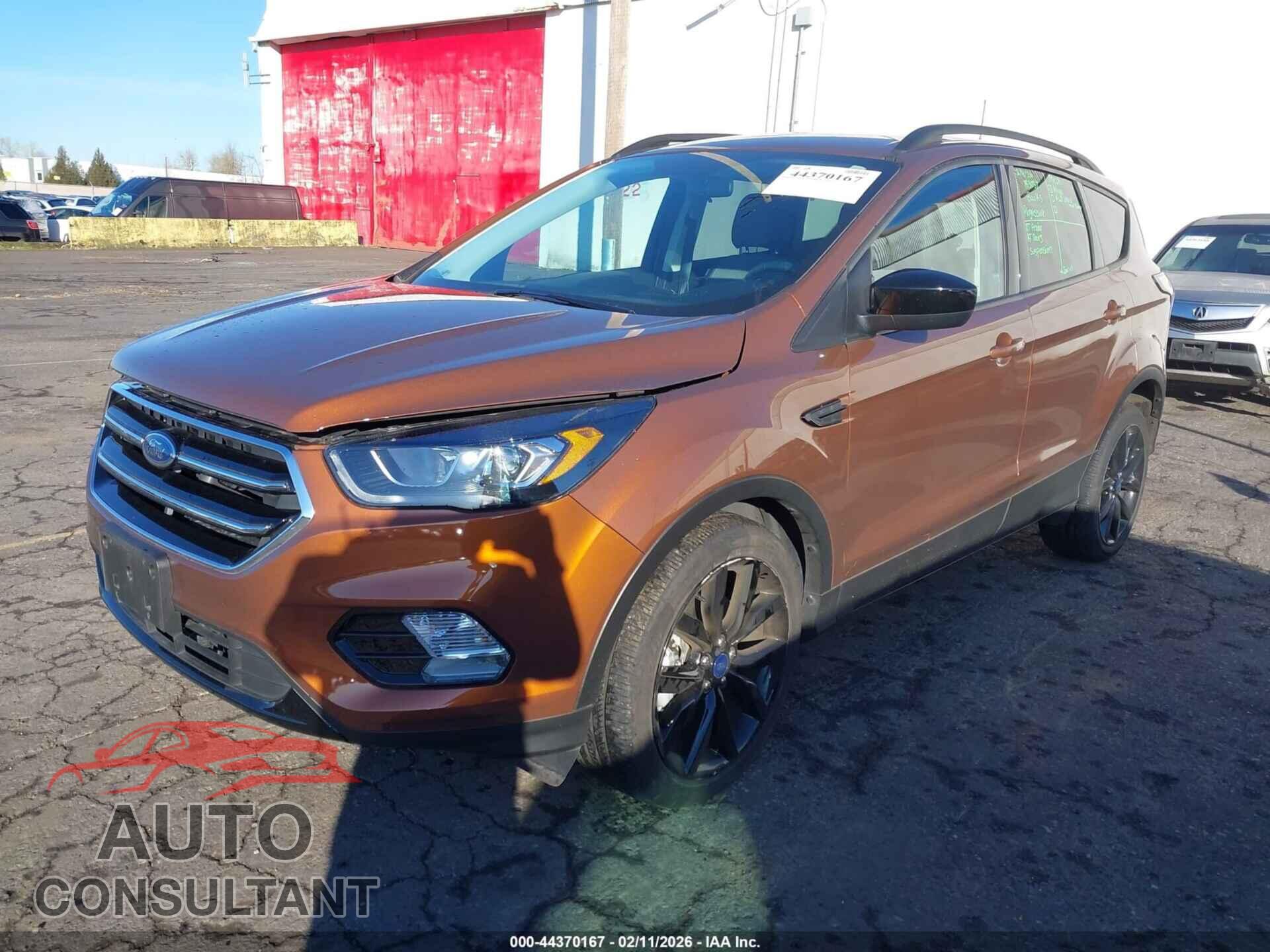 FORD ESCAPE 2017 - 1FMCU9GD2HUB16251