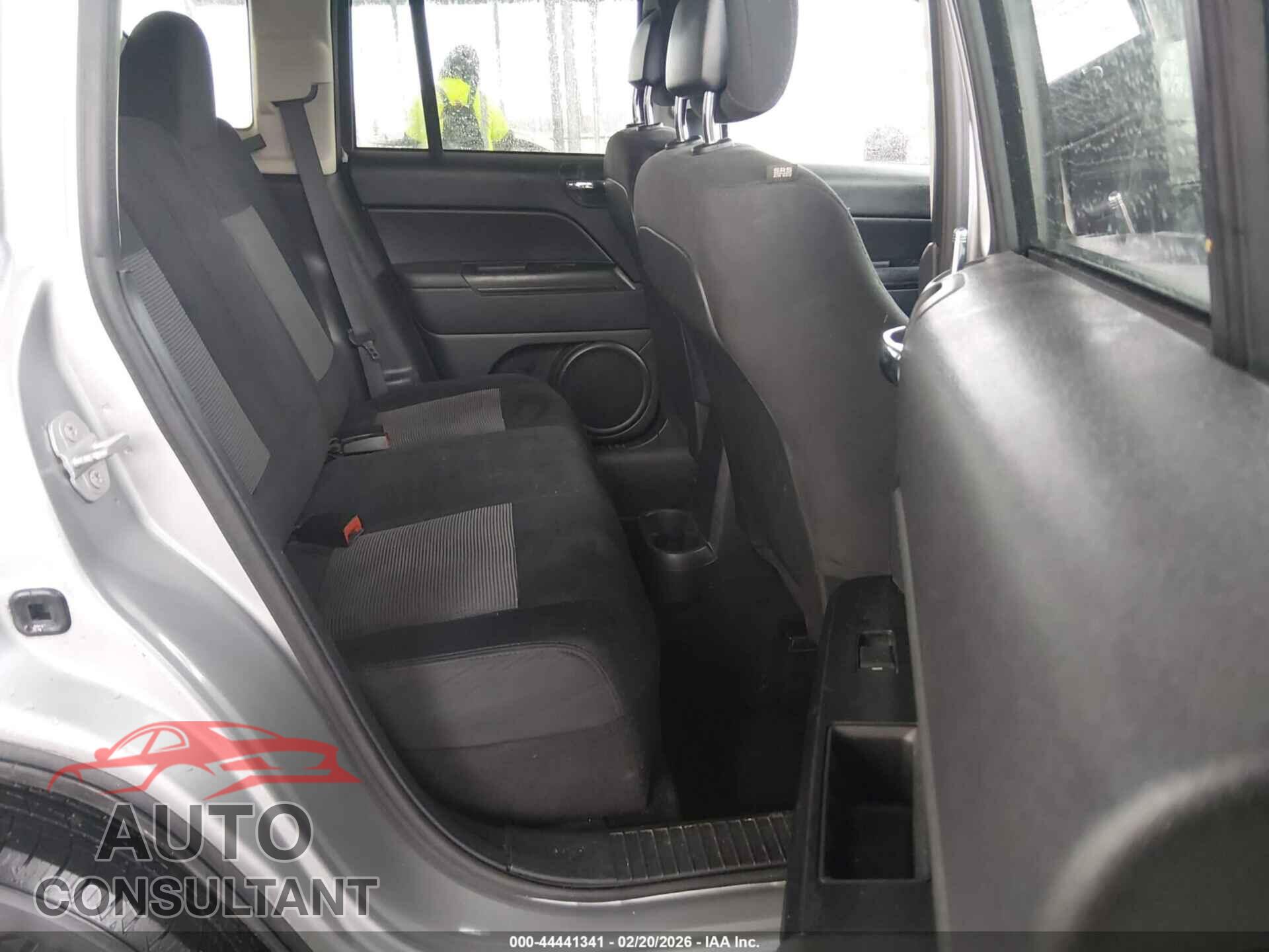 JEEP COMPASS 2015 - 1C4NJCBA1FD208870