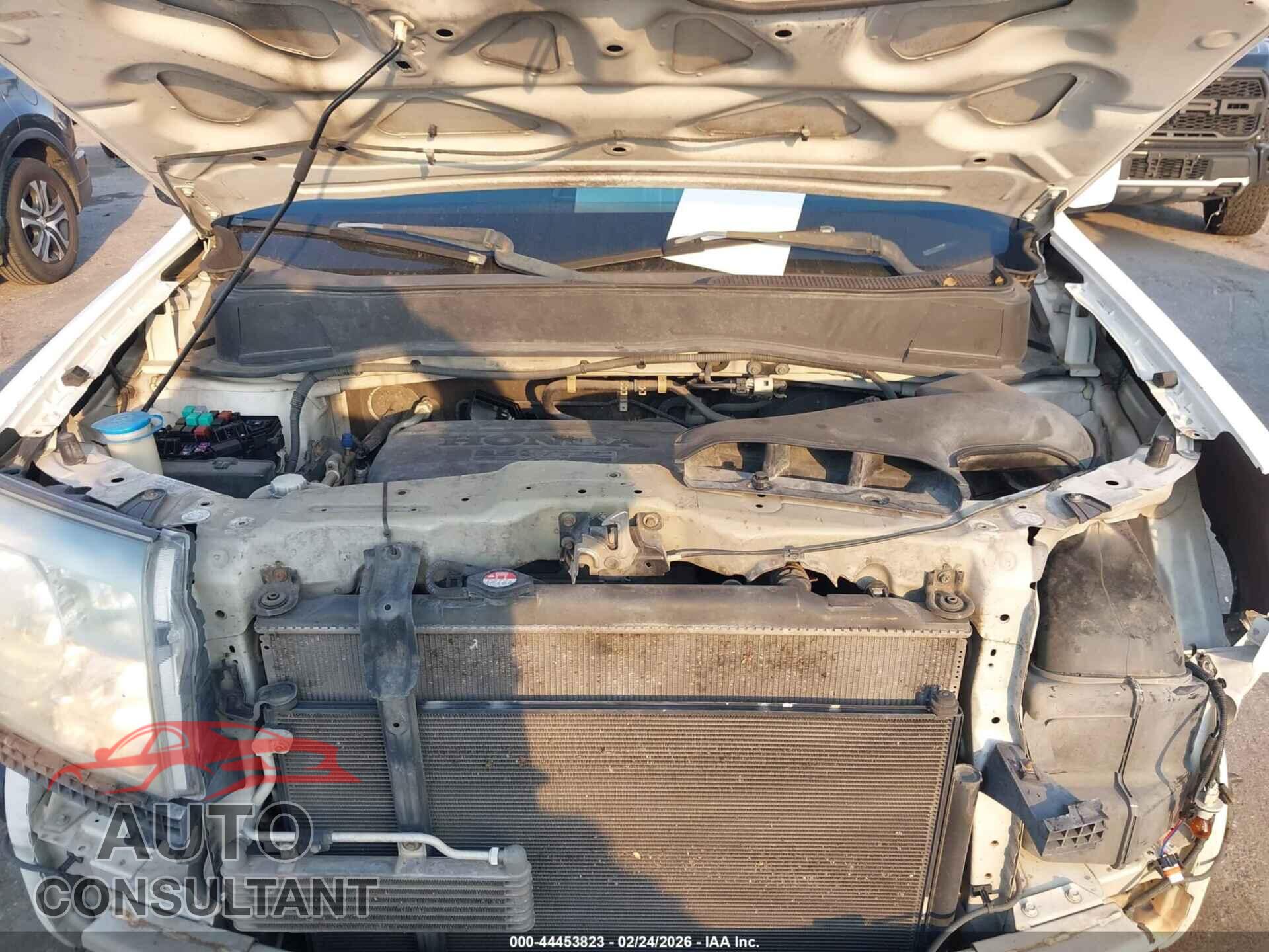 HONDA PILOT 2011 - 5FNYF4H55BB085589