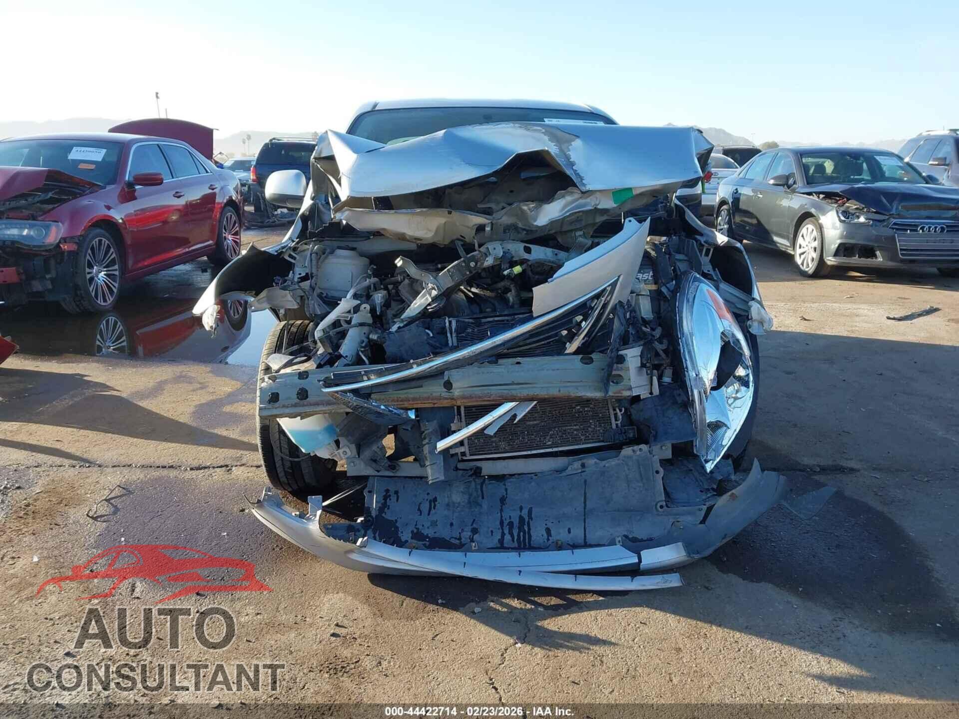 NISSAN VERSA 2013 - 3N1CN7AP3DL832916