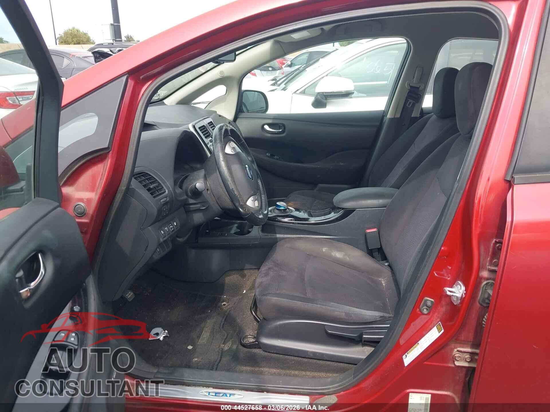 NISSAN LEAF 2015 - 1N4AZ0CP4FC316128