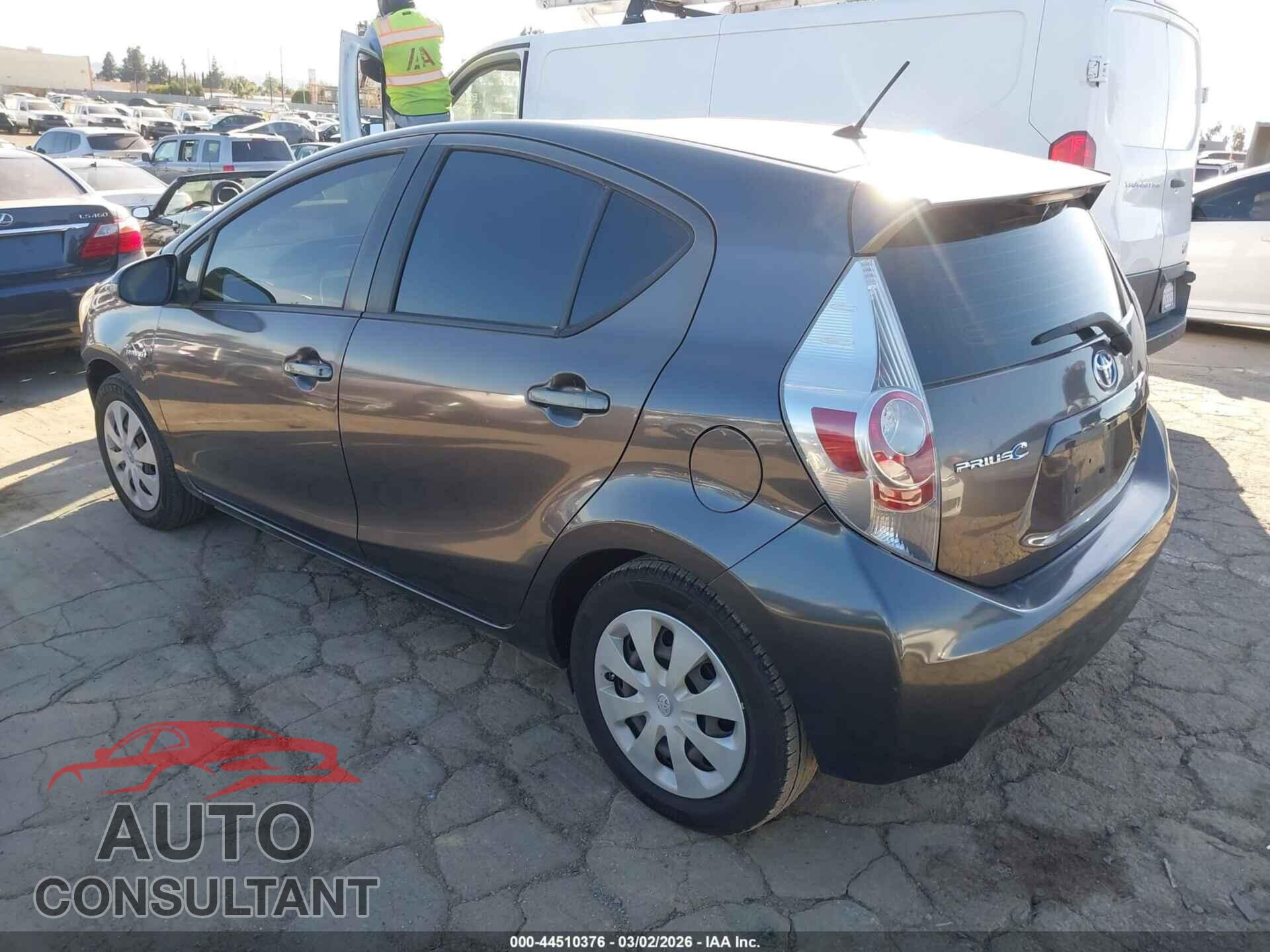 TOYOTA PRIUS C 2013 - JTDKDTB35D1551918