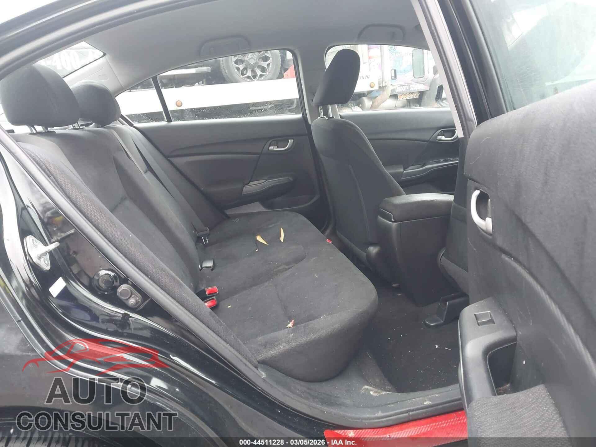 HONDA CIVIC 2013 - 2HGFB2F57DH555792
