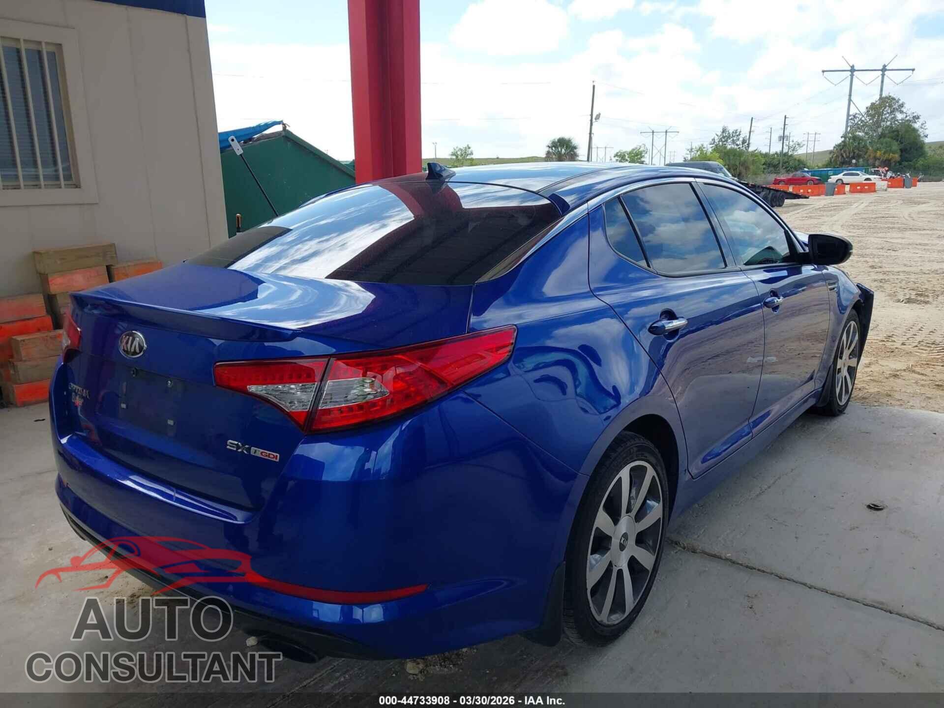KIA OPTIMA 2013 - 5XXGR4A60DG106564