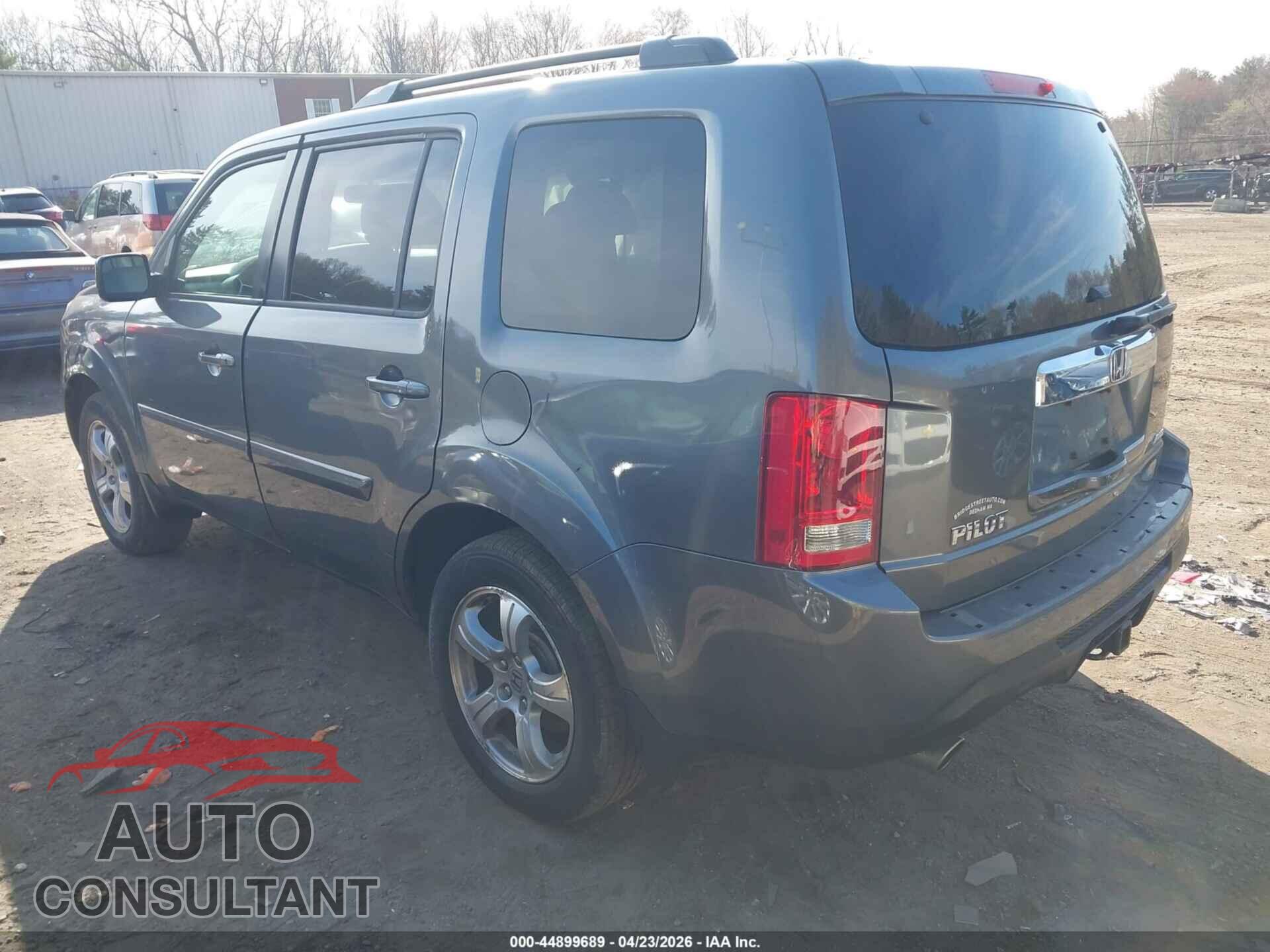 HONDA PILOT 2013 - 5FNYF4H51DB028602
