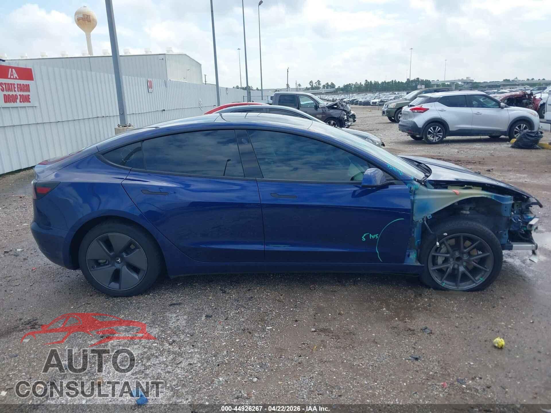 TESLA MODEL 3 2021 - 5YJ3E1EA8MF991168