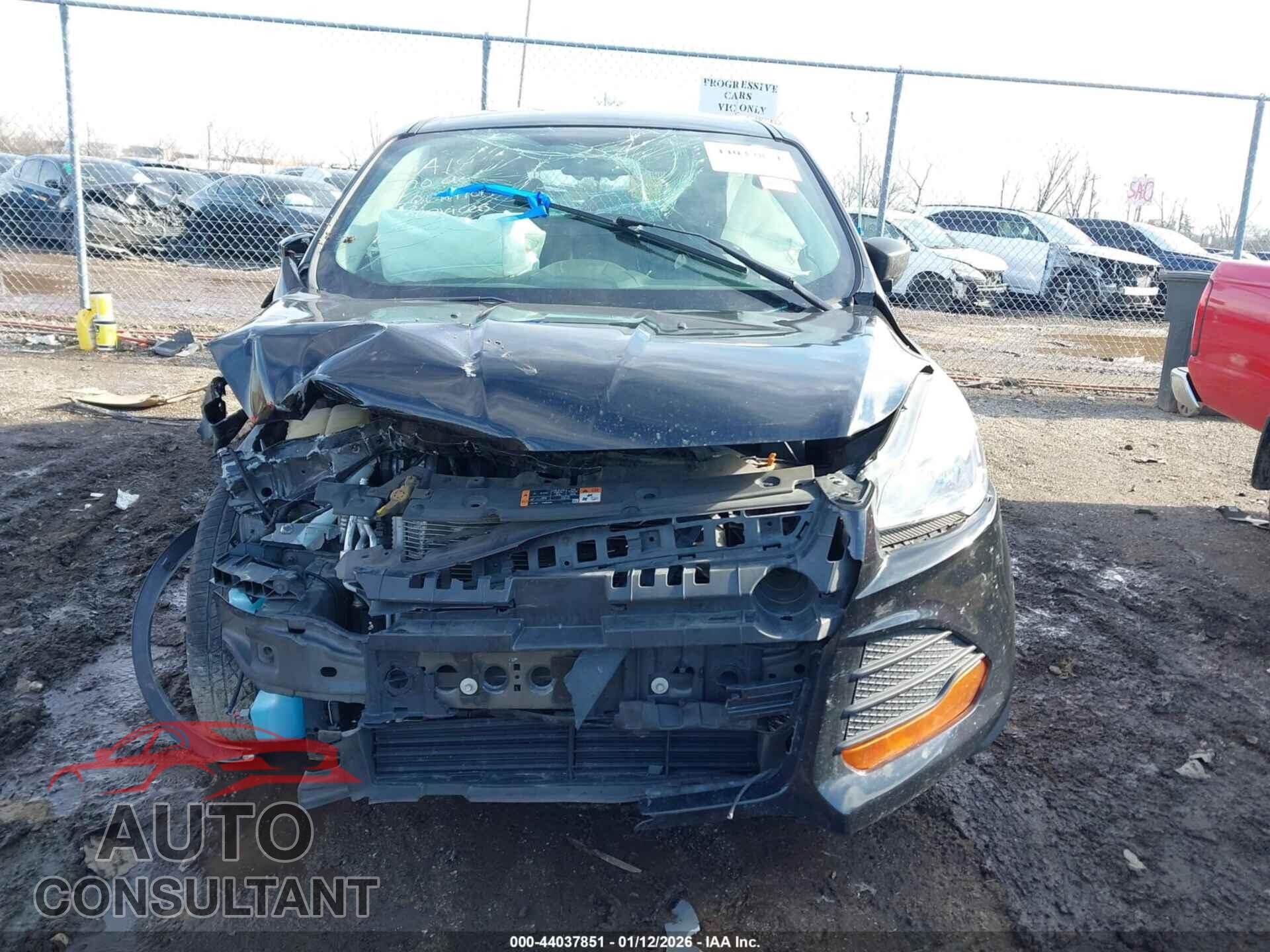 FORD ESCAPE 2016 - 1FMCU0F77GUA19570