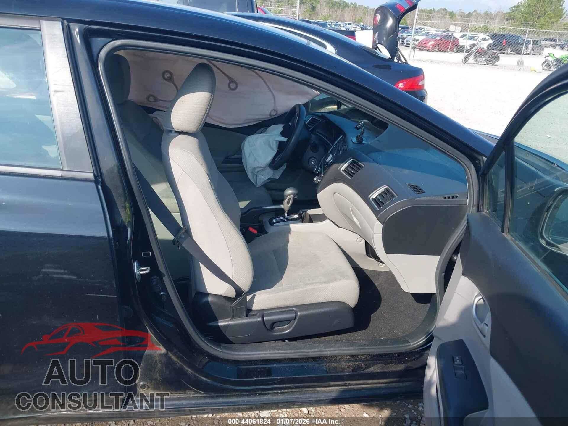 HONDA CIVIC 2013 - 19XFB2F51DE238696