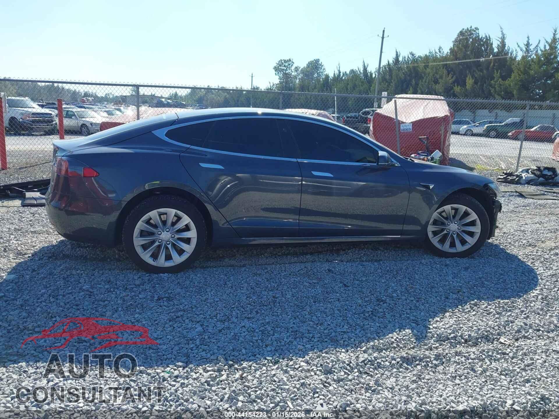 TESLA MODEL S 2018 - 5YJSA1E2XJF270264