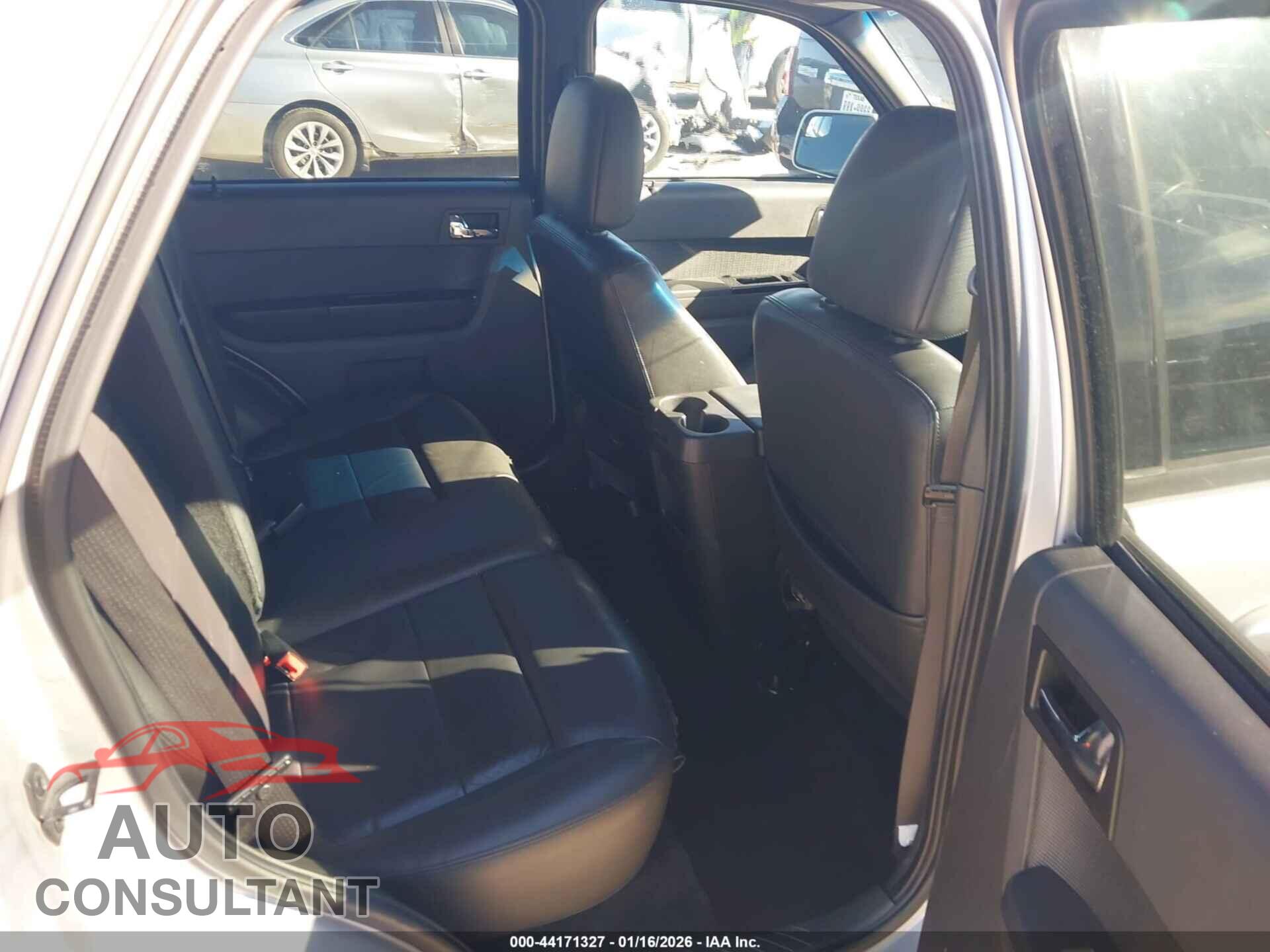 FORD ESCAPE 2011 - 1FMCU0EG9BKB30126
