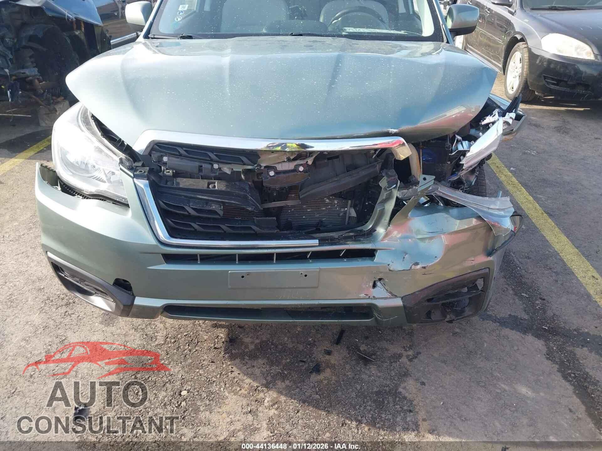 SUBARU FORESTER 2018 - JF2SJAEC9JH424408