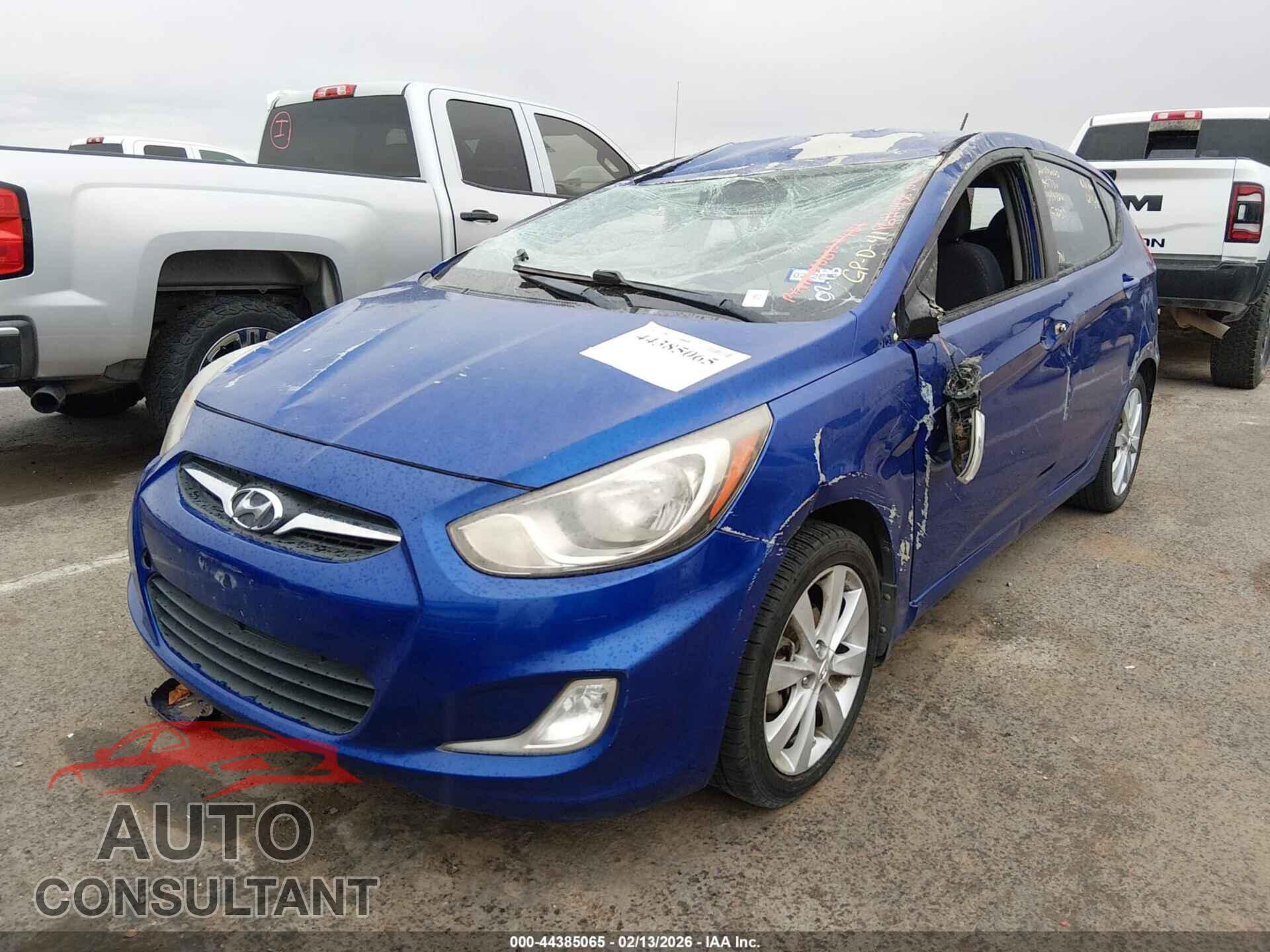 HYUNDAI ACCENT 2013 - KMHCU5AEXDU091541