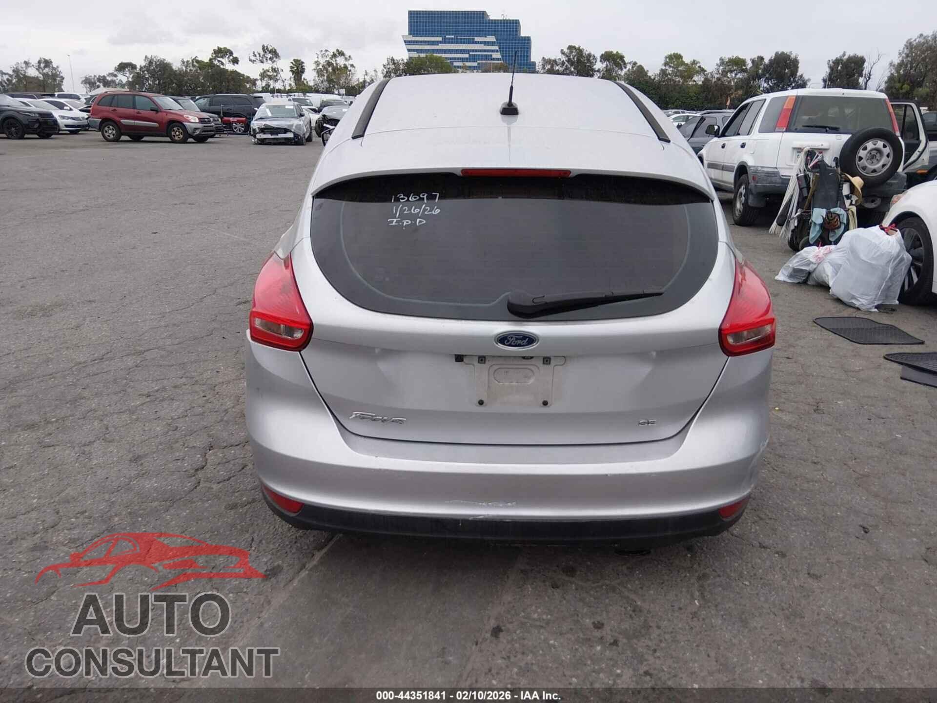 FORD FOCUS 2016 - 1FADP3K22GL268849