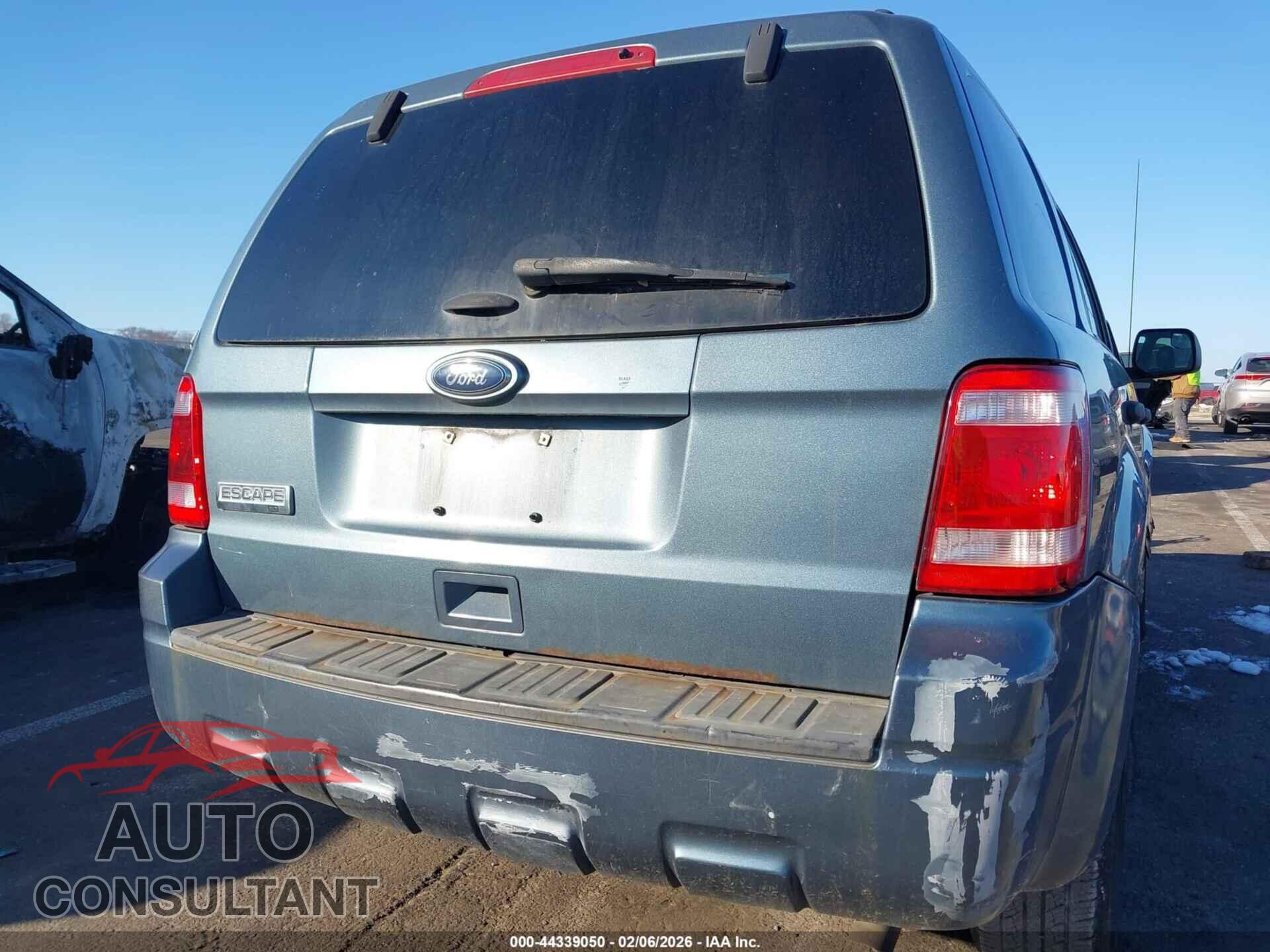 FORD ESCAPE 2011 - 1FMCU0D77BKB12340