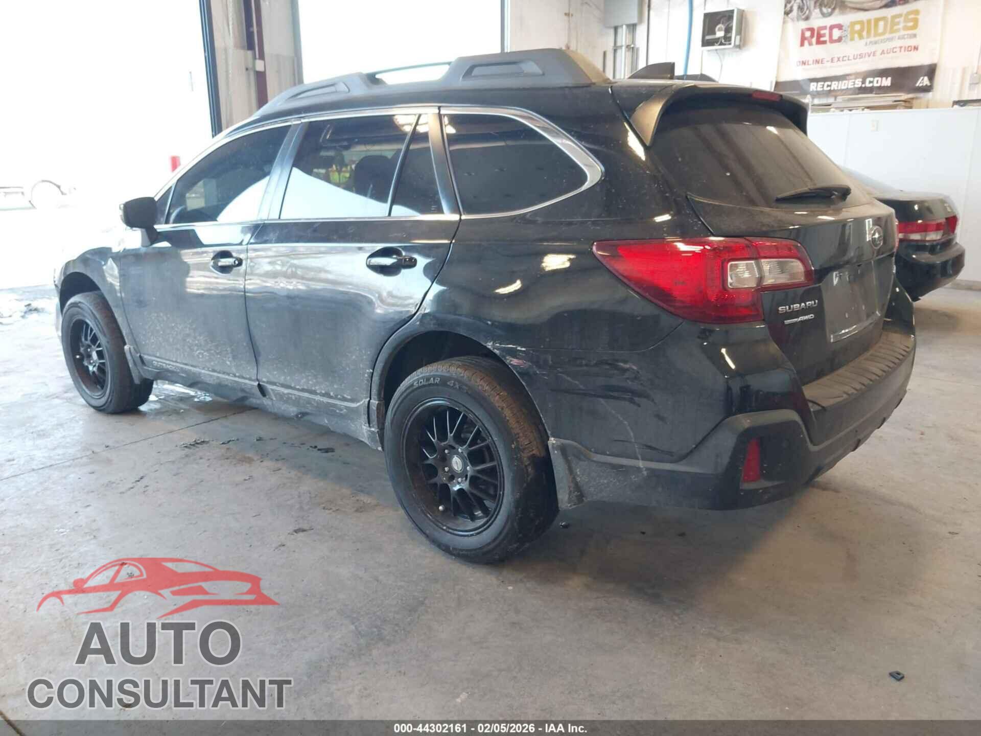SUBARU OUTBACK 2018 - 4S4BSANC2J3266675