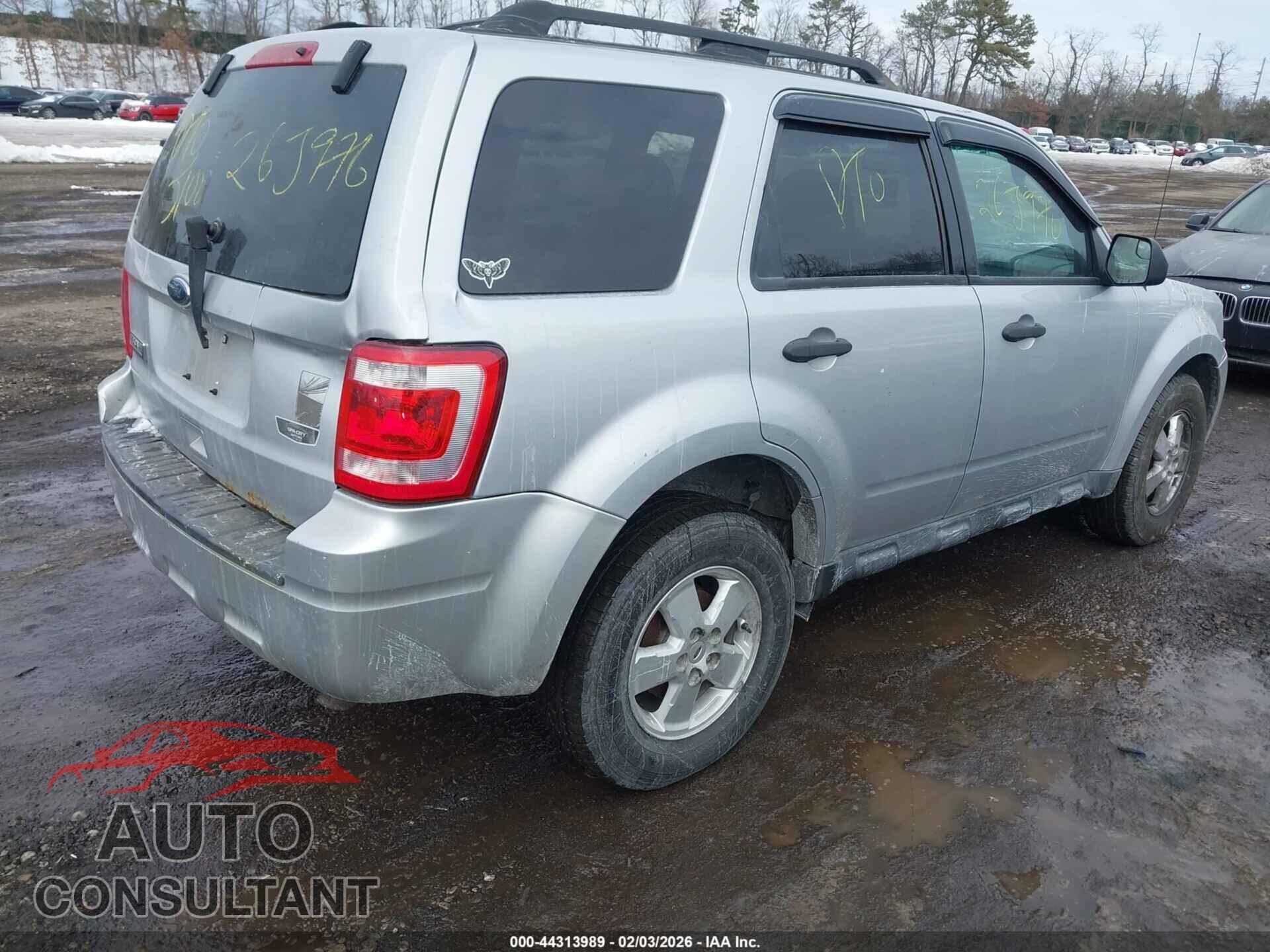 FORD ESCAPE 2011 - 1FMCU9D73BKB77139
