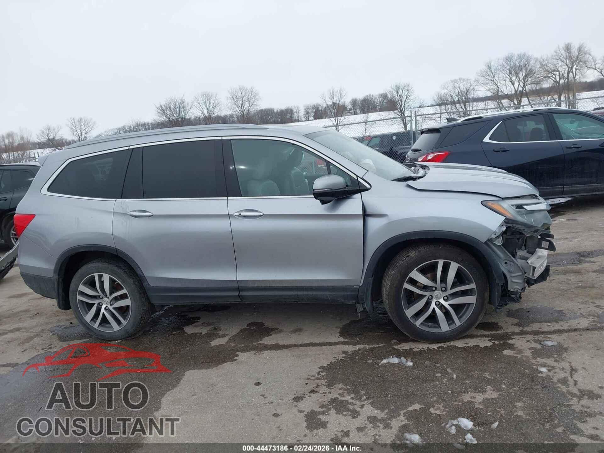 HONDA PILOT 2016 - 5FNYF6H98GB102715