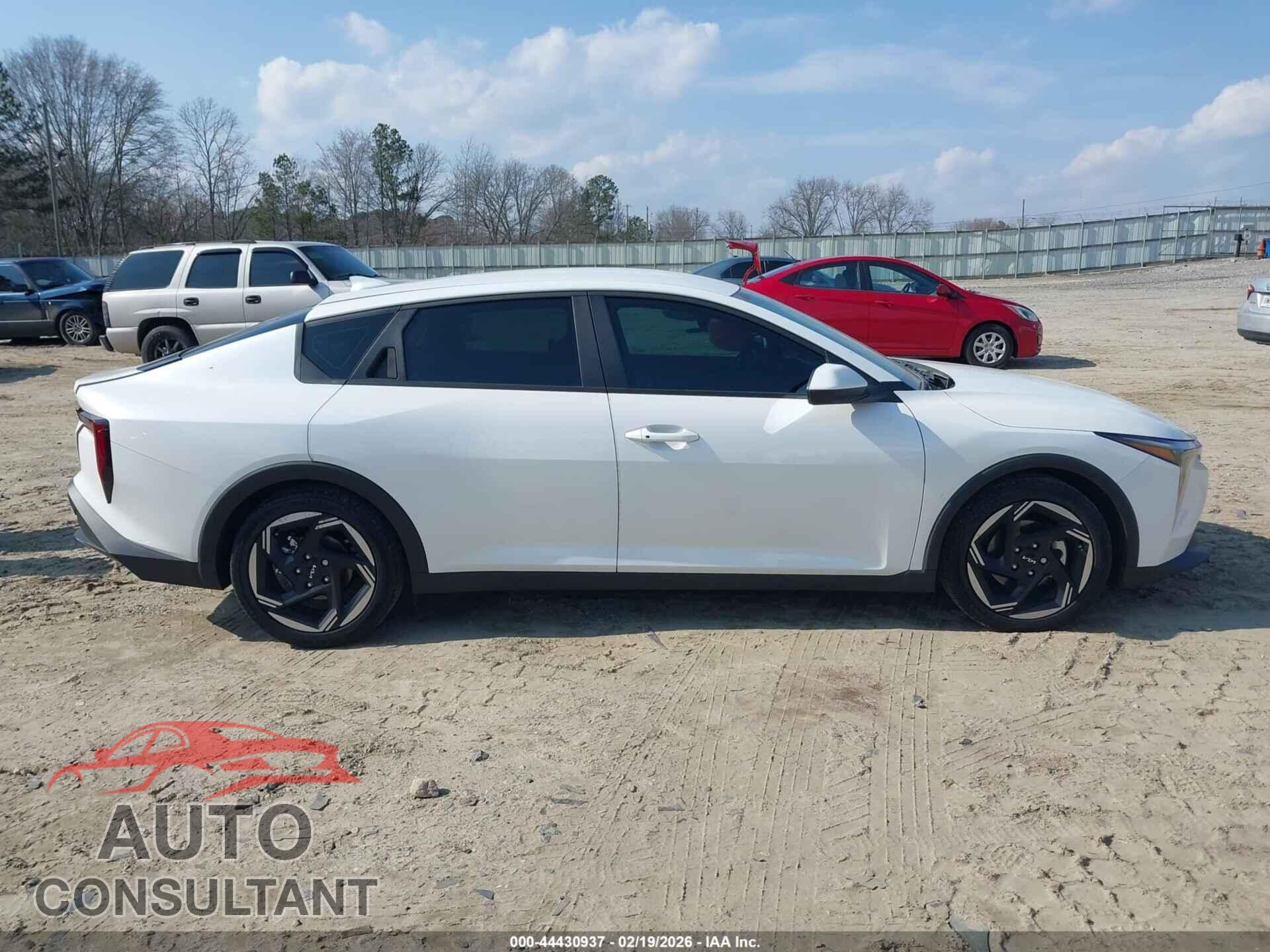 KIA K4 2025 - 3KPFU4DE8SE013245