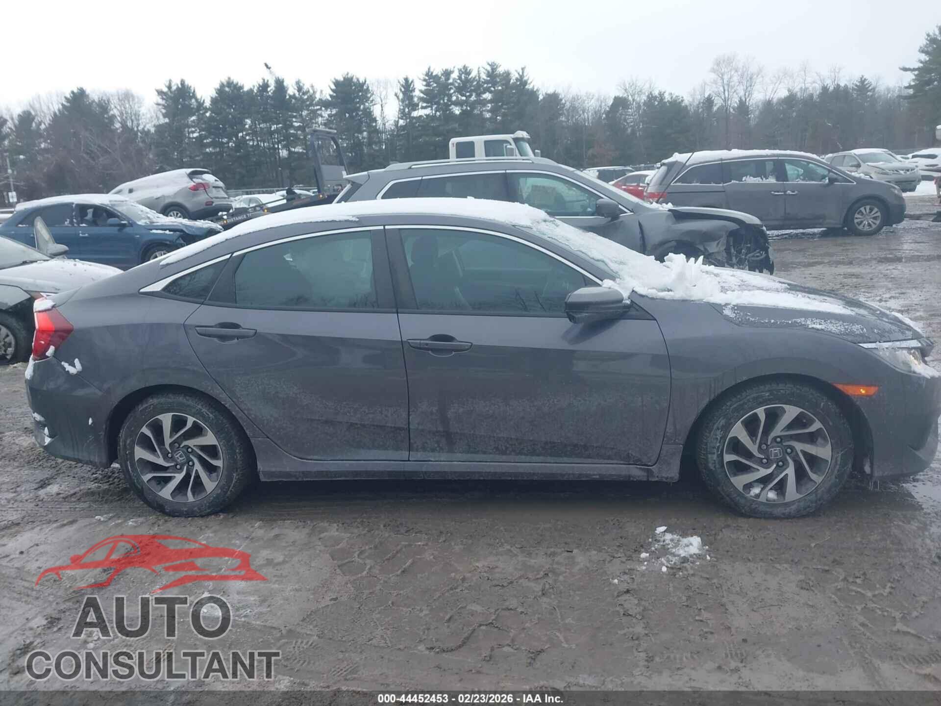 HONDA CIVIC 2018 - 2HGFC2F76JH597137
